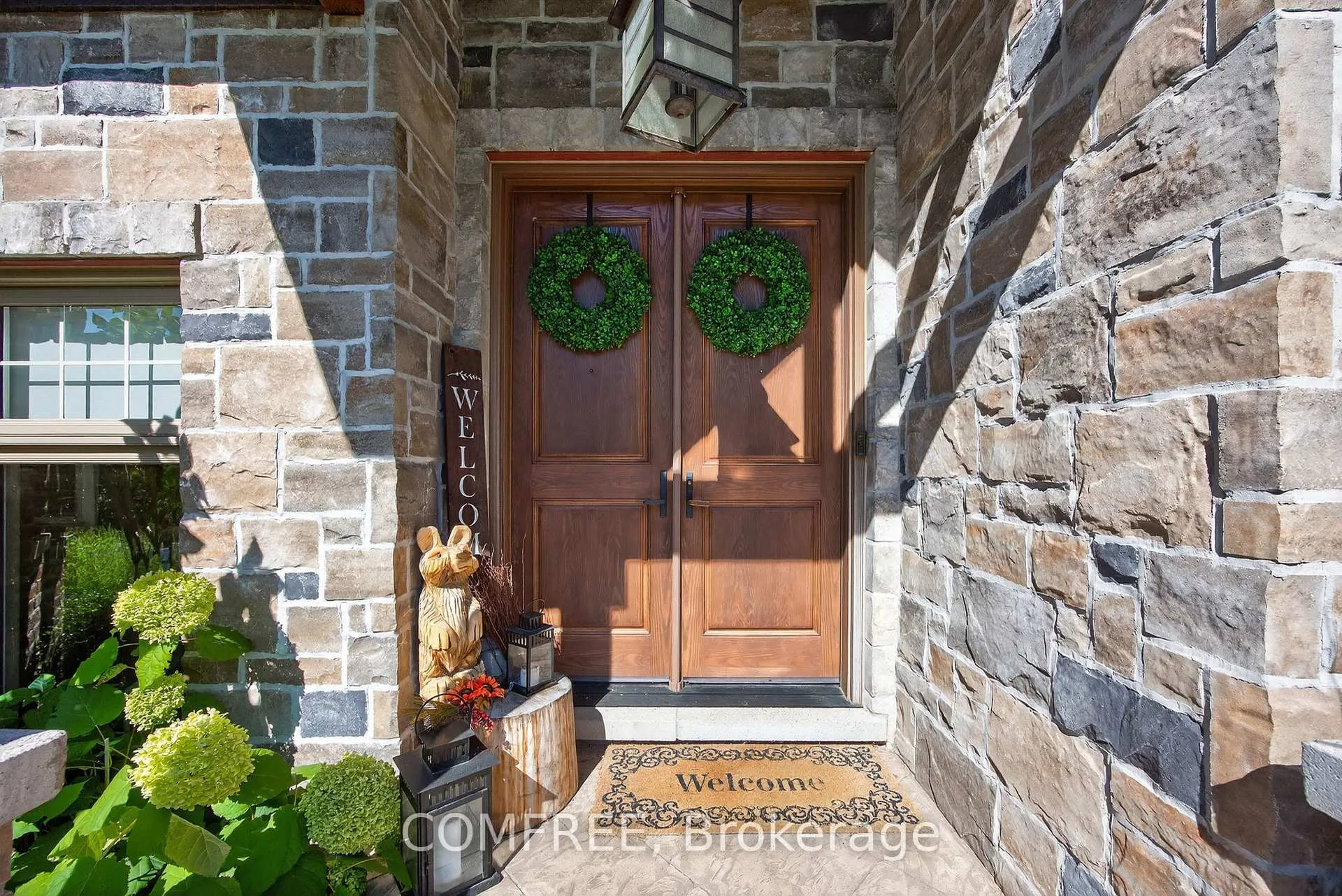 Photo 4 of 1707 Wilkinson Street, Innisfil, Rural Innisfil — HOMEH