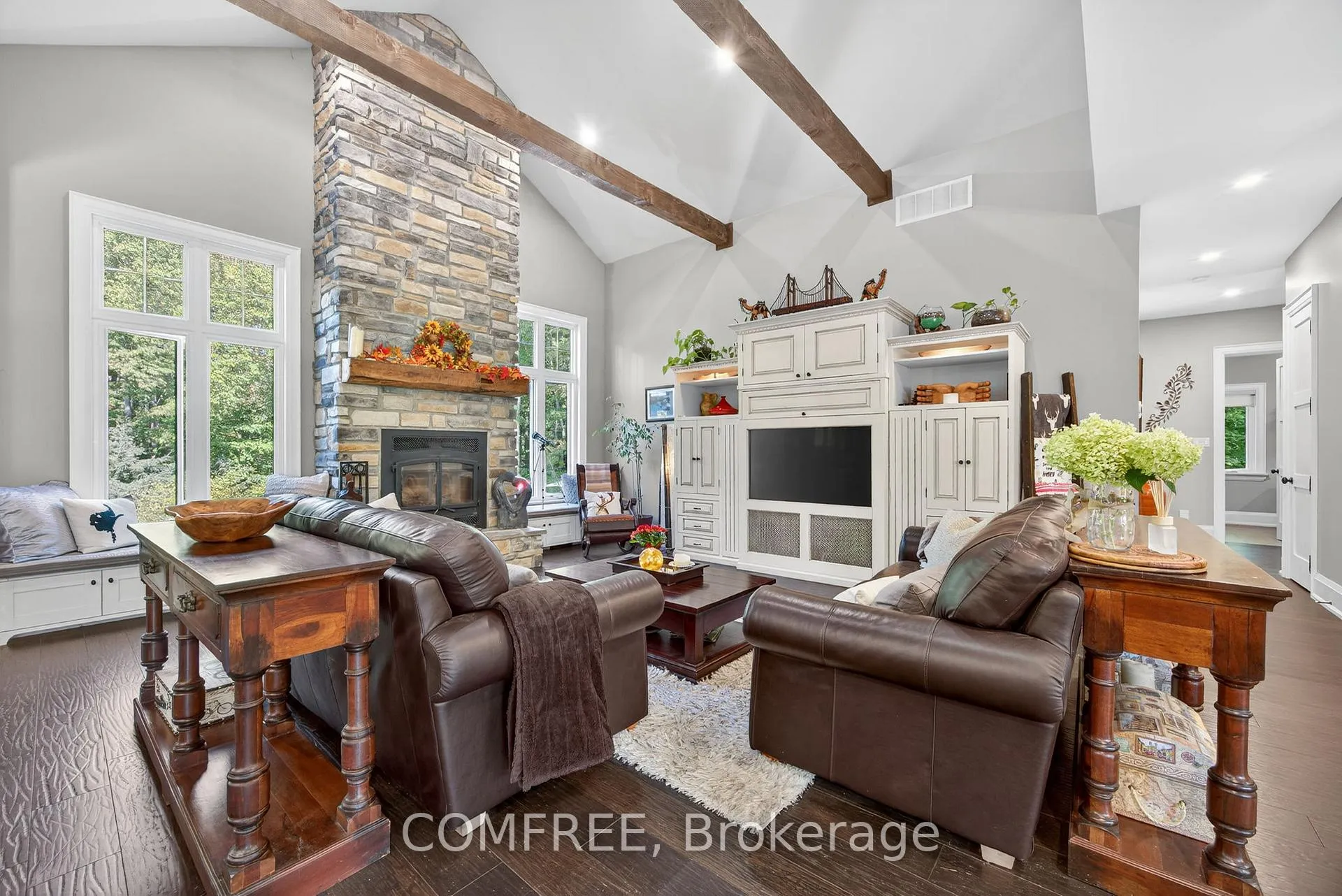 Photo 5 of 1707 Wilkinson Street, Innisfil, Rural Innisfil — HOMEH