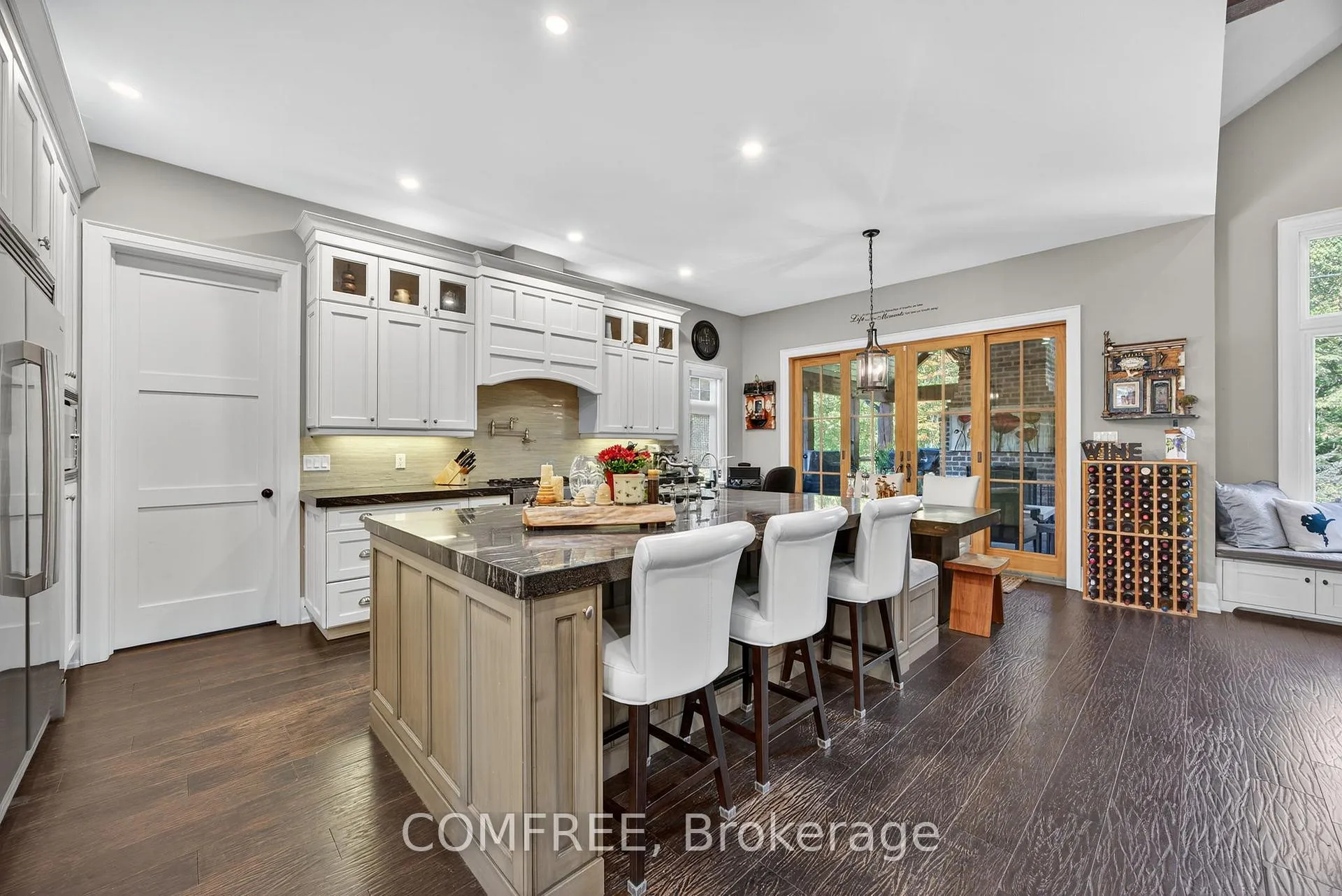 Photo 8 of 1707 Wilkinson Street, Innisfil, Rural Innisfil — HOMEH