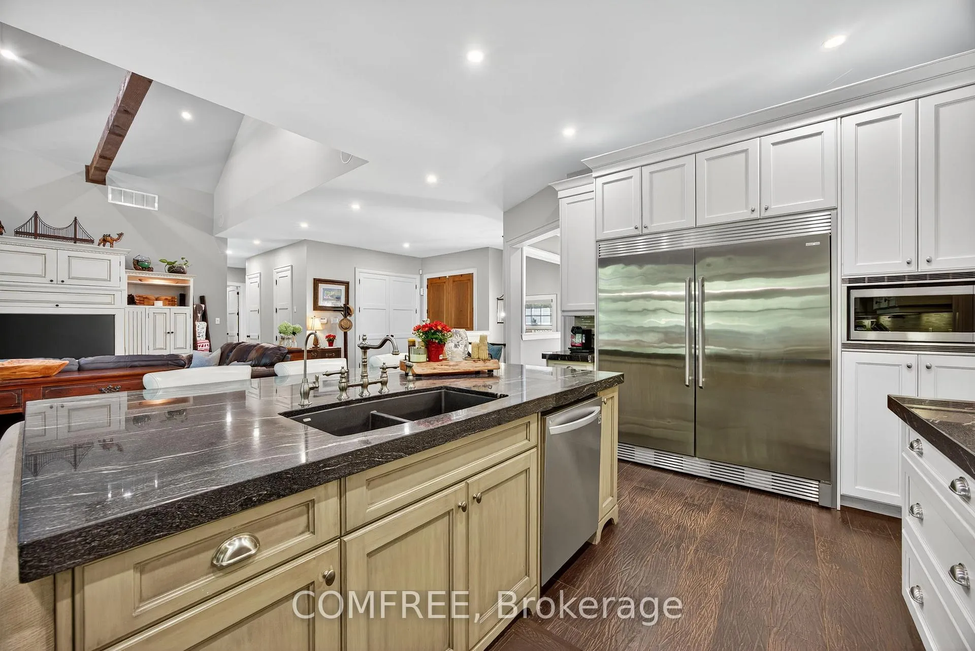Photo 10 of 1707 Wilkinson Street, Innisfil, Rural Innisfil — HOMEH