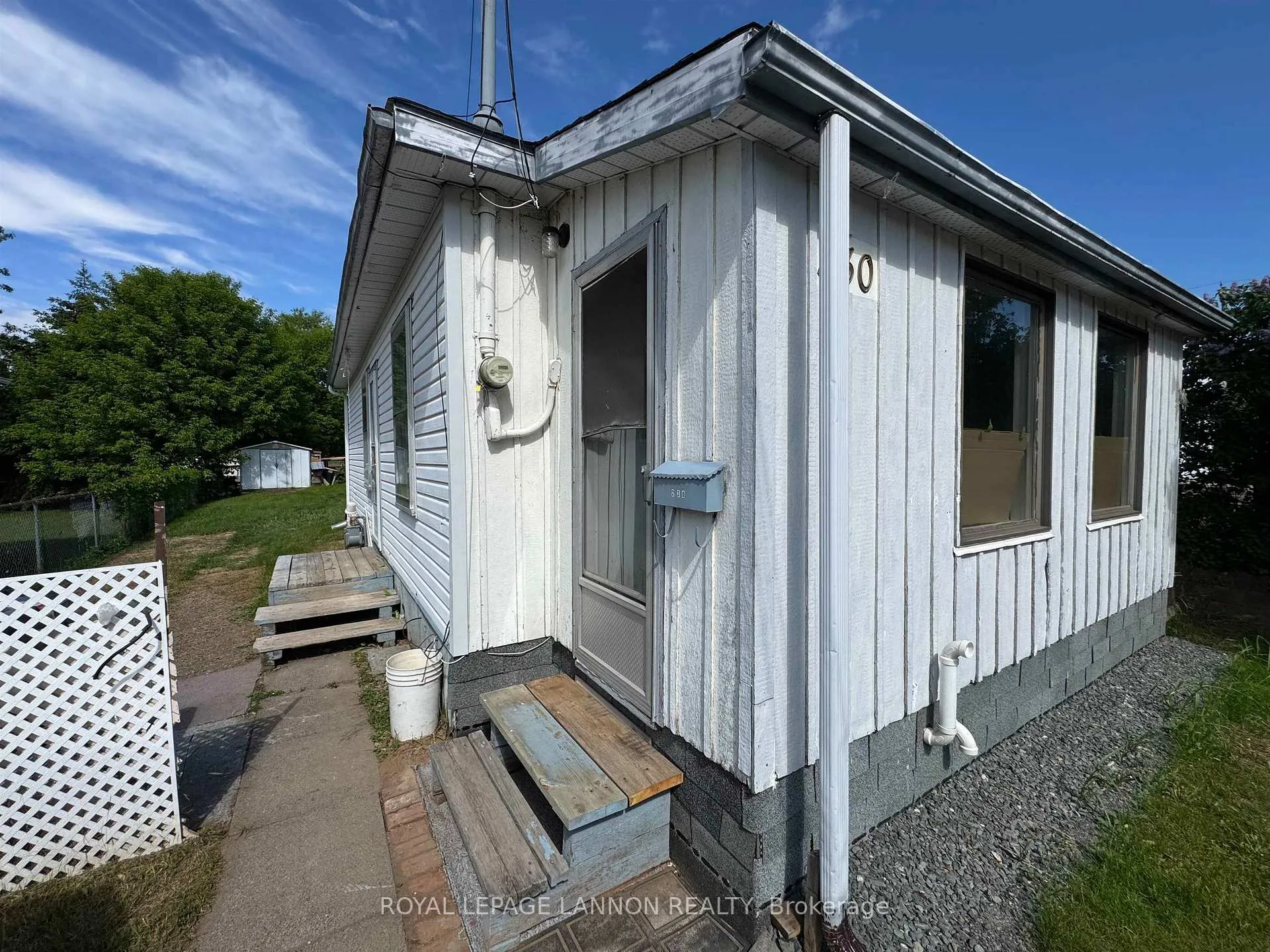 Photo 4 of 230 Brent St., Thunder Bay, Shuniah — HOMEH