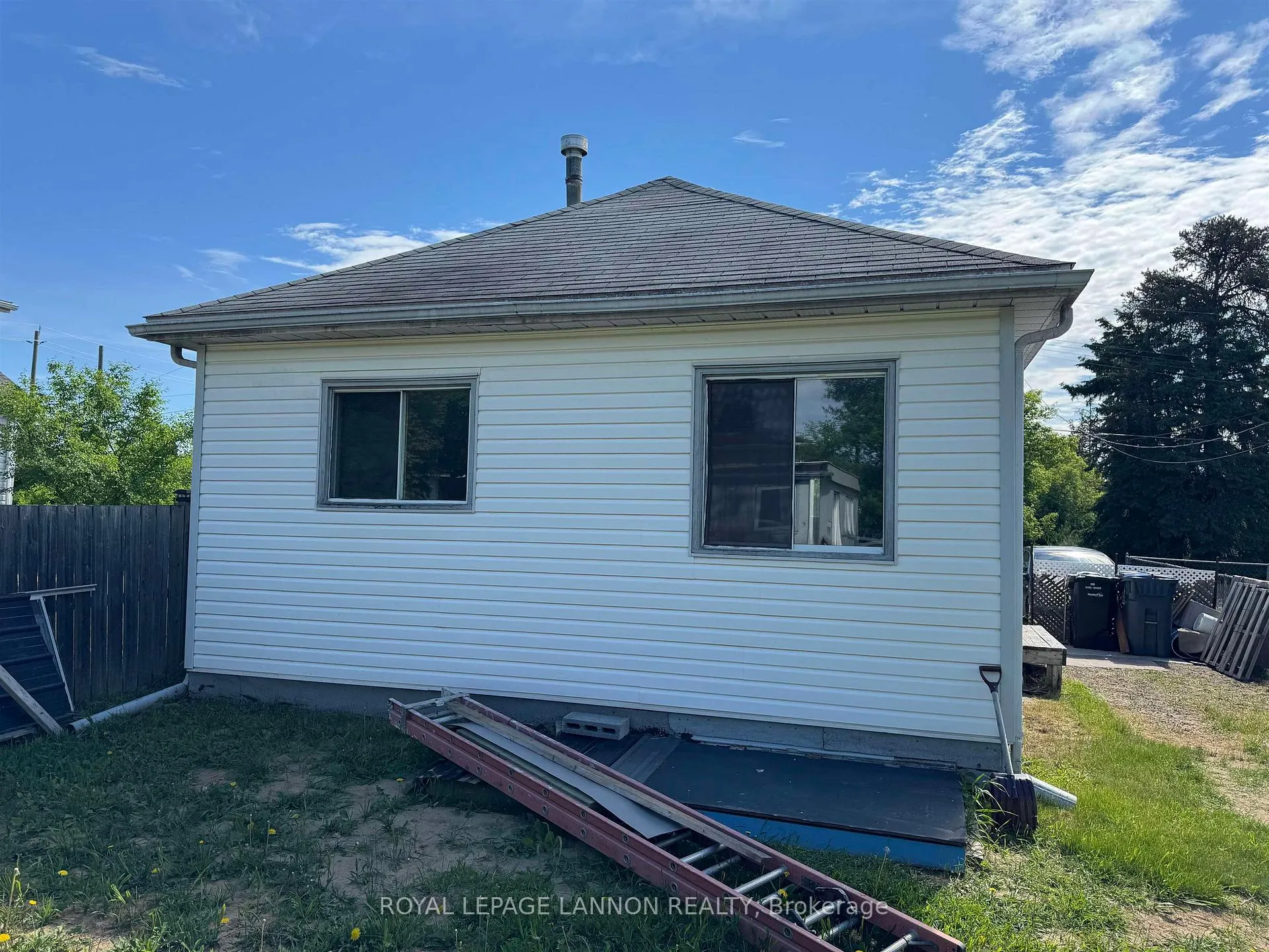 Photo 9 of 230 Brent St., Thunder Bay, Shuniah — HOMEH