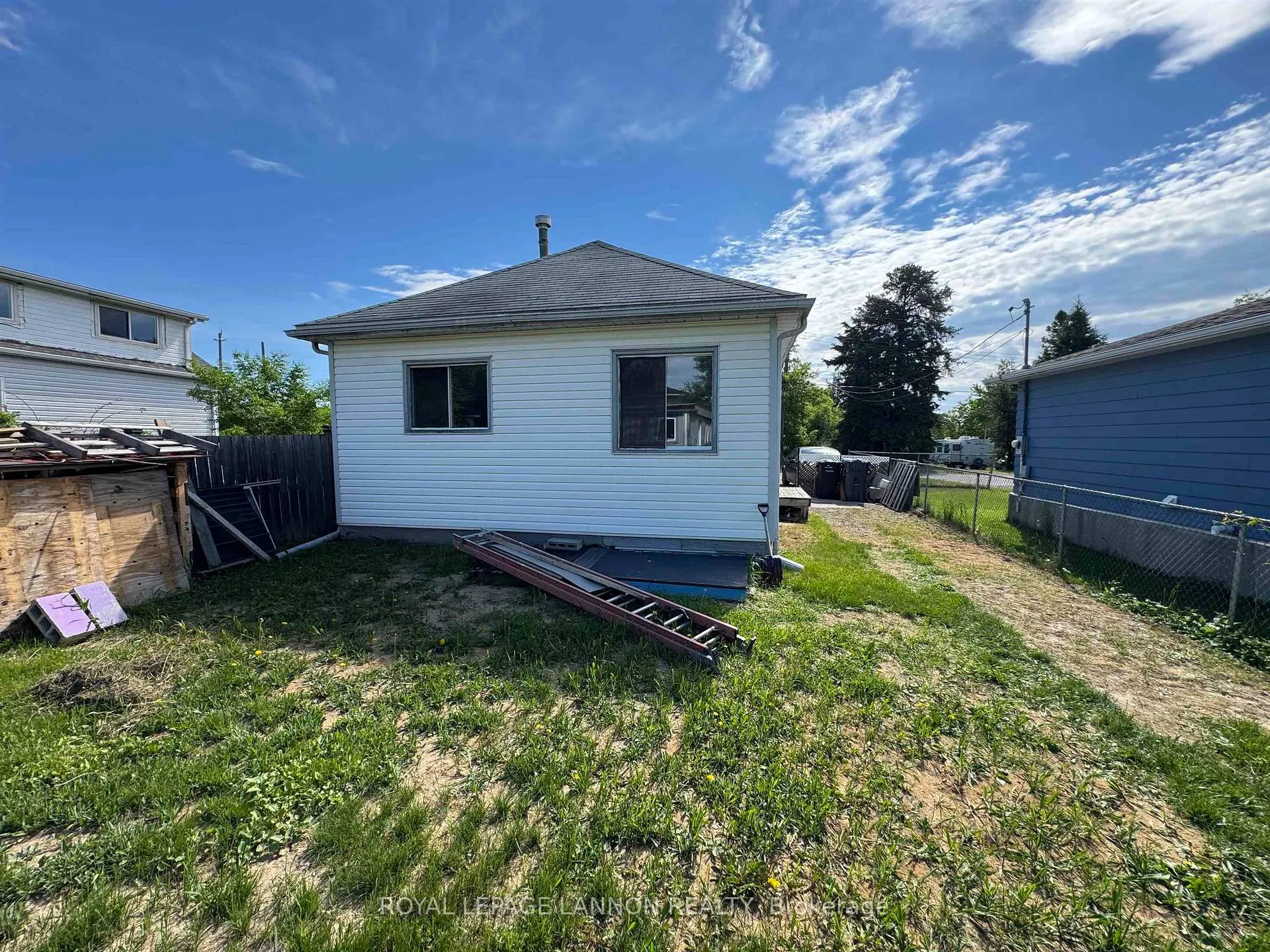 Photo 11 of 230 Brent St., Thunder Bay, Shuniah — HOMEH