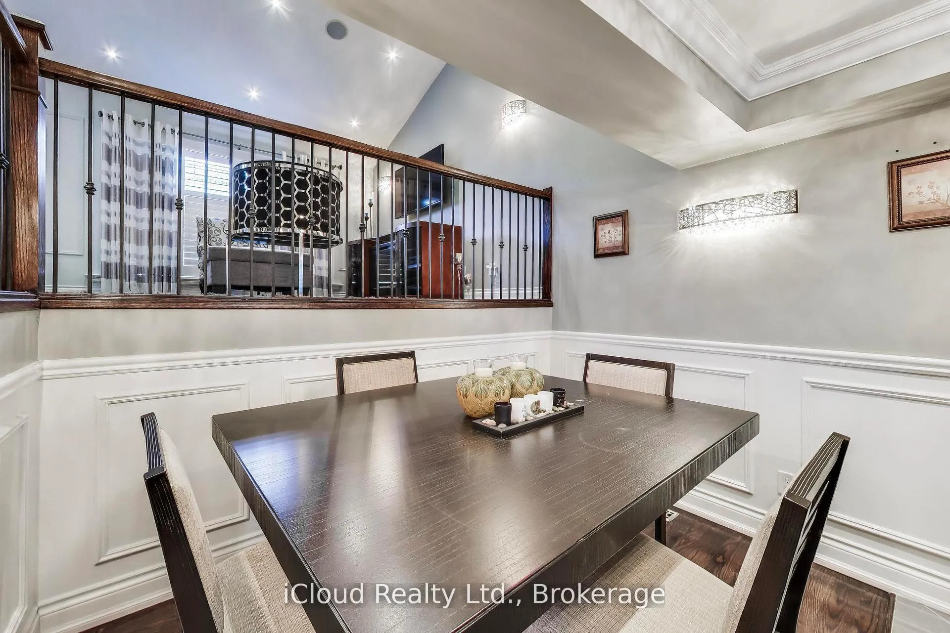 Photo 9 of 29 Pumfrey Crescent, Etobicoke, Mount Olive-Silverstone-Jamestown — HOMEH