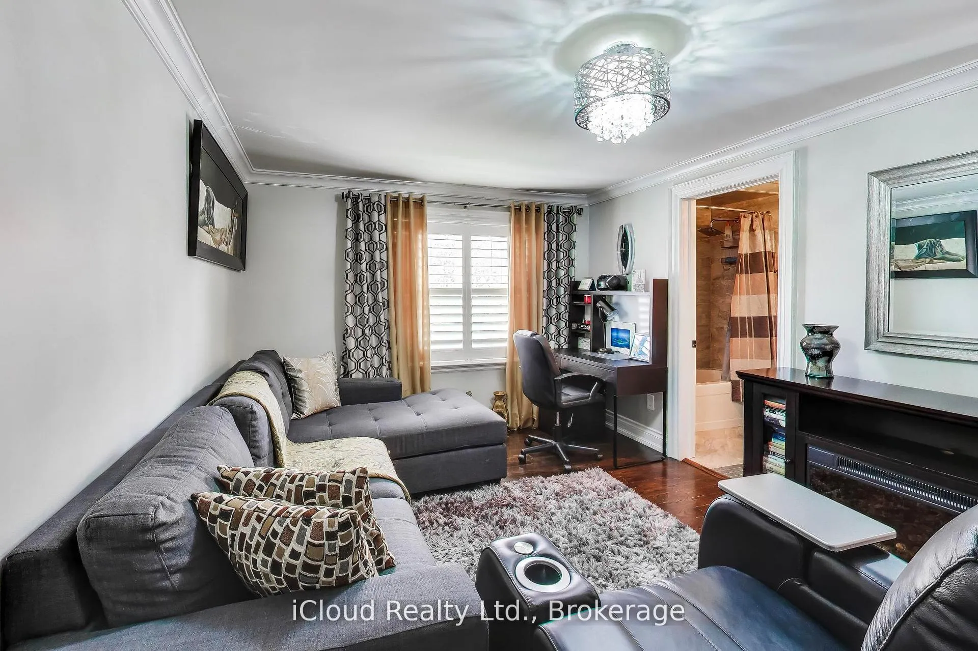 Photo 20 of 29 Pumfrey Crescent, Etobicoke, Mount Olive-Silverstone-Jamestown — HOMEH