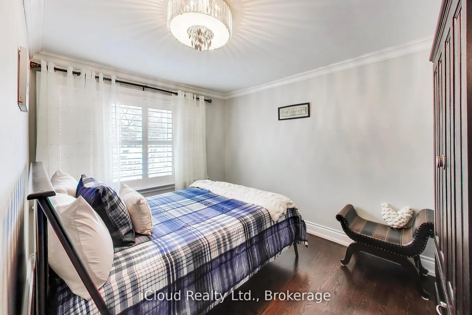 Photo 26 of 29 Pumfrey Crescent, Etobicoke, Mount Olive-Silverstone-Jamestown — HOMEH