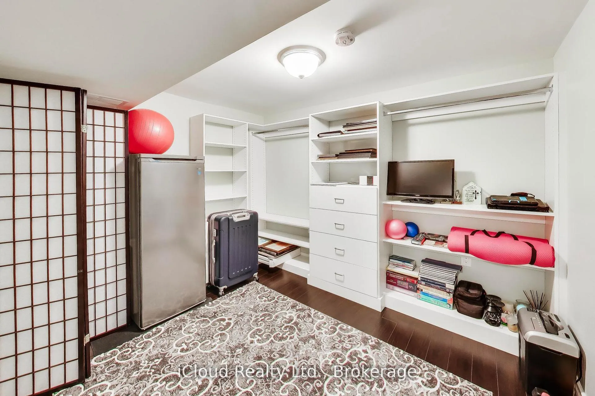 Photo 28 of 29 Pumfrey Crescent, Etobicoke, Mount Olive-Silverstone-Jamestown — HOMEH