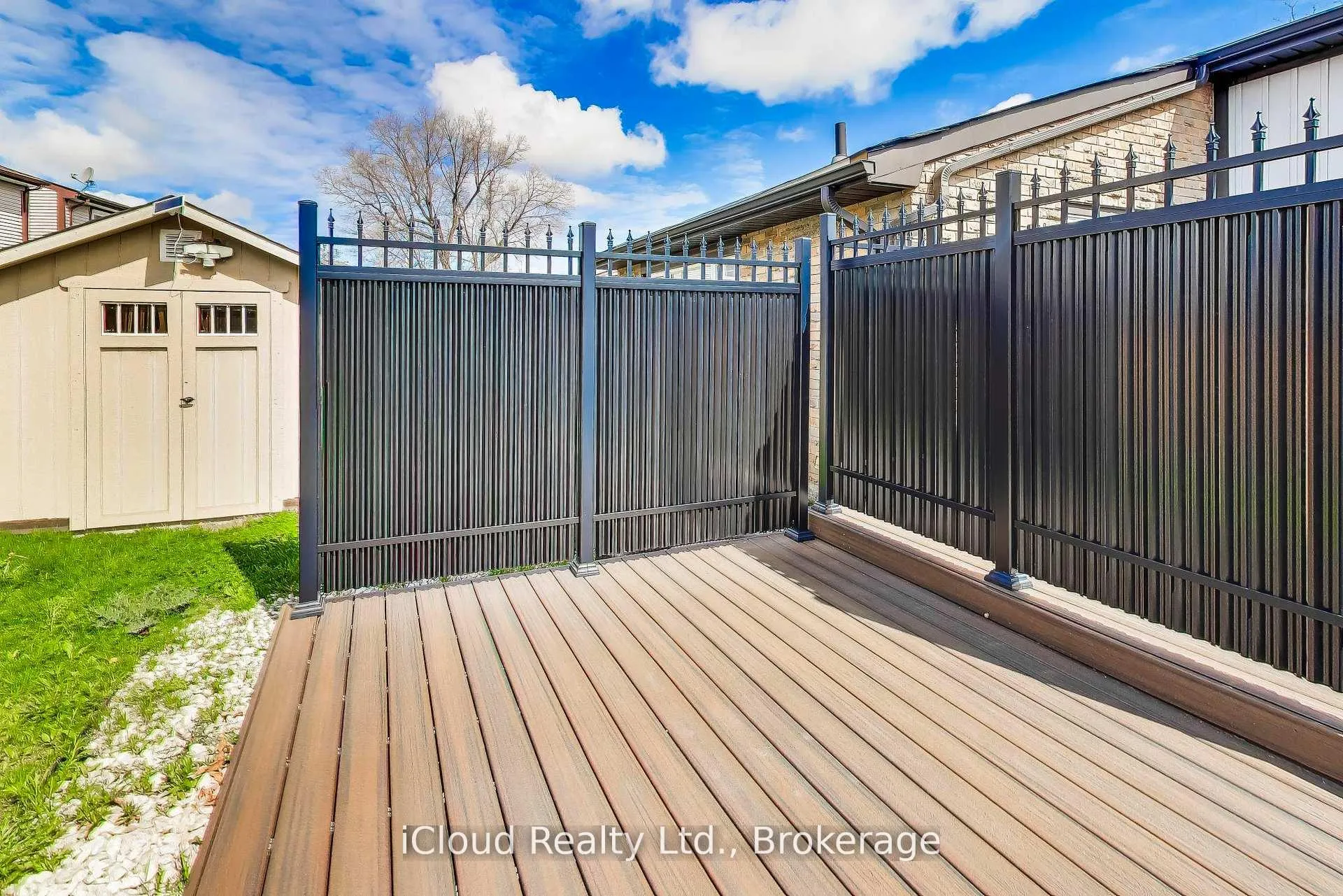 Photo 33 of 29 Pumfrey Crescent, Etobicoke, Mount Olive-Silverstone-Jamestown — HOMEH