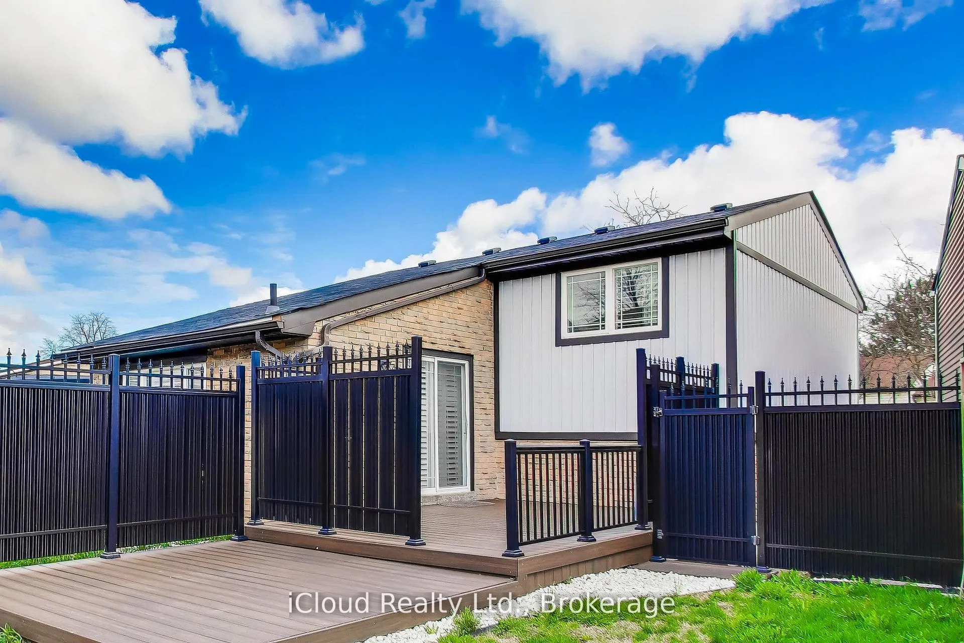 Photo 34 of 29 Pumfrey Crescent, Etobicoke, Mount Olive-Silverstone-Jamestown — HOMEH