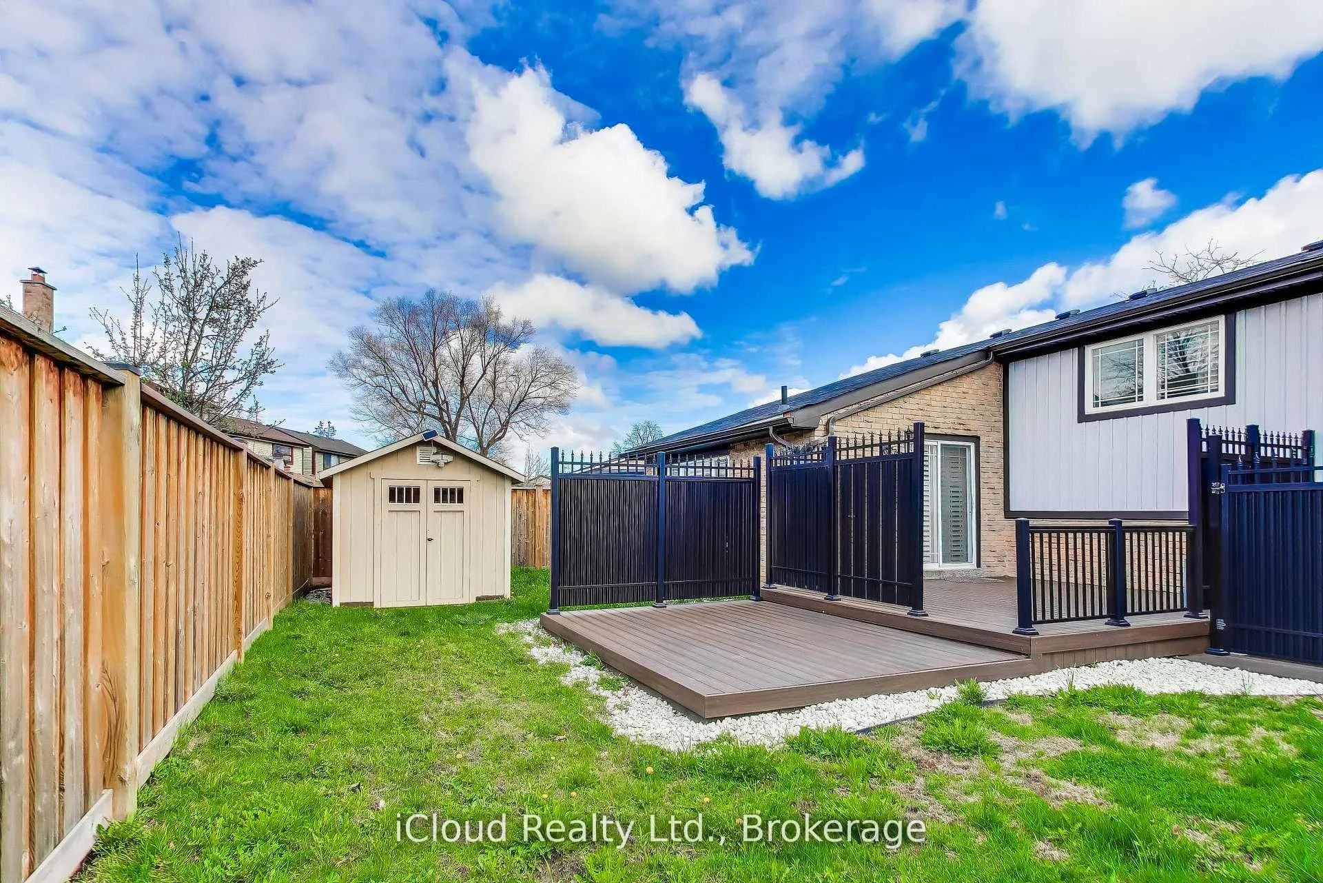 Photo 36 of 29 Pumfrey Crescent, Etobicoke, Mount Olive-Silverstone-Jamestown — HOMEH