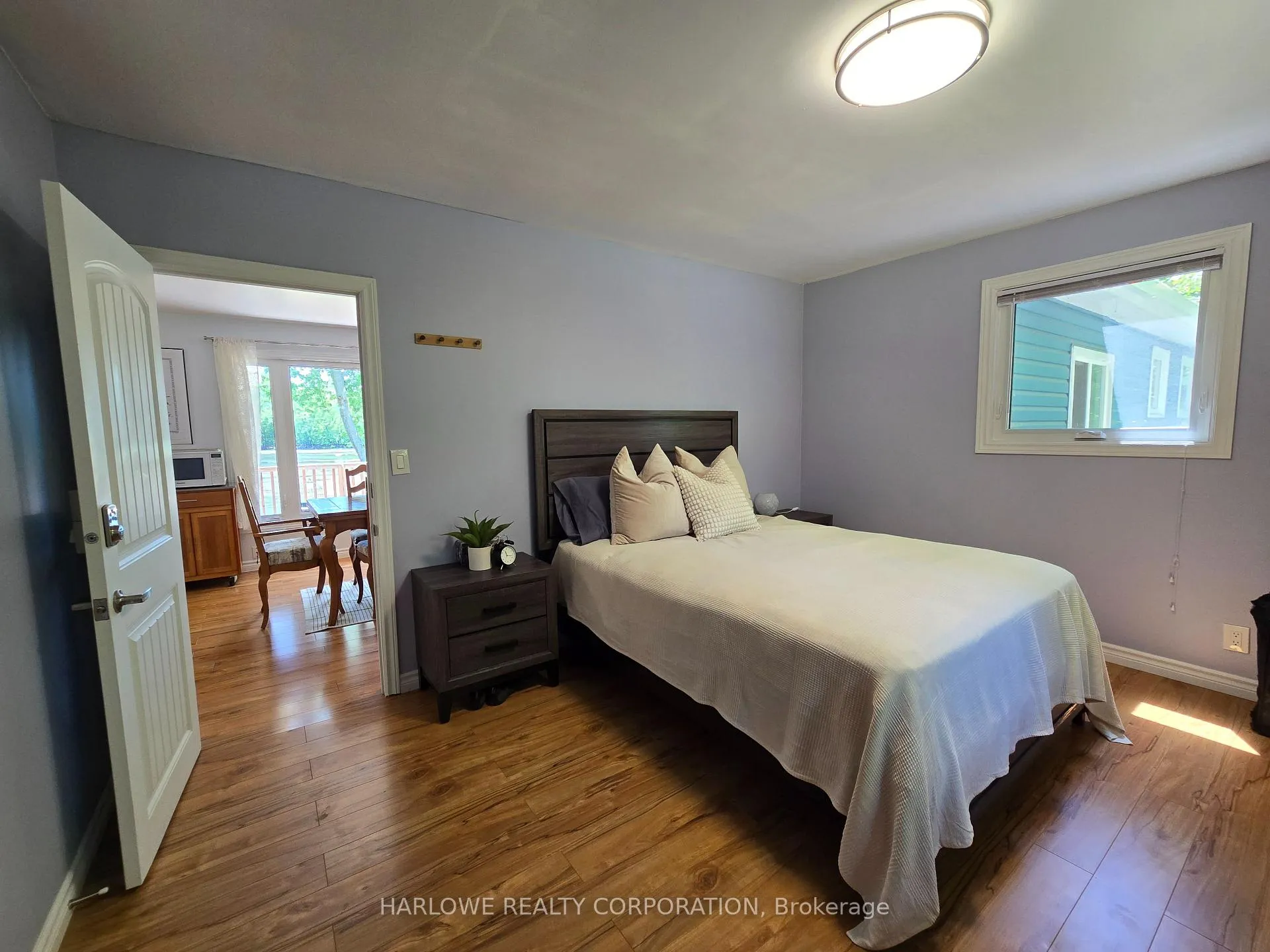 Photo 9 of 105 Sanctuary Lane, Belleville, Thurlow Ward — HOMEH