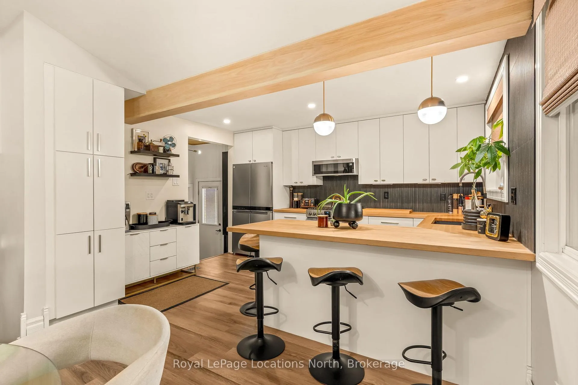 Photo 14 of 10 Park Road, Collingwood — HOMEH