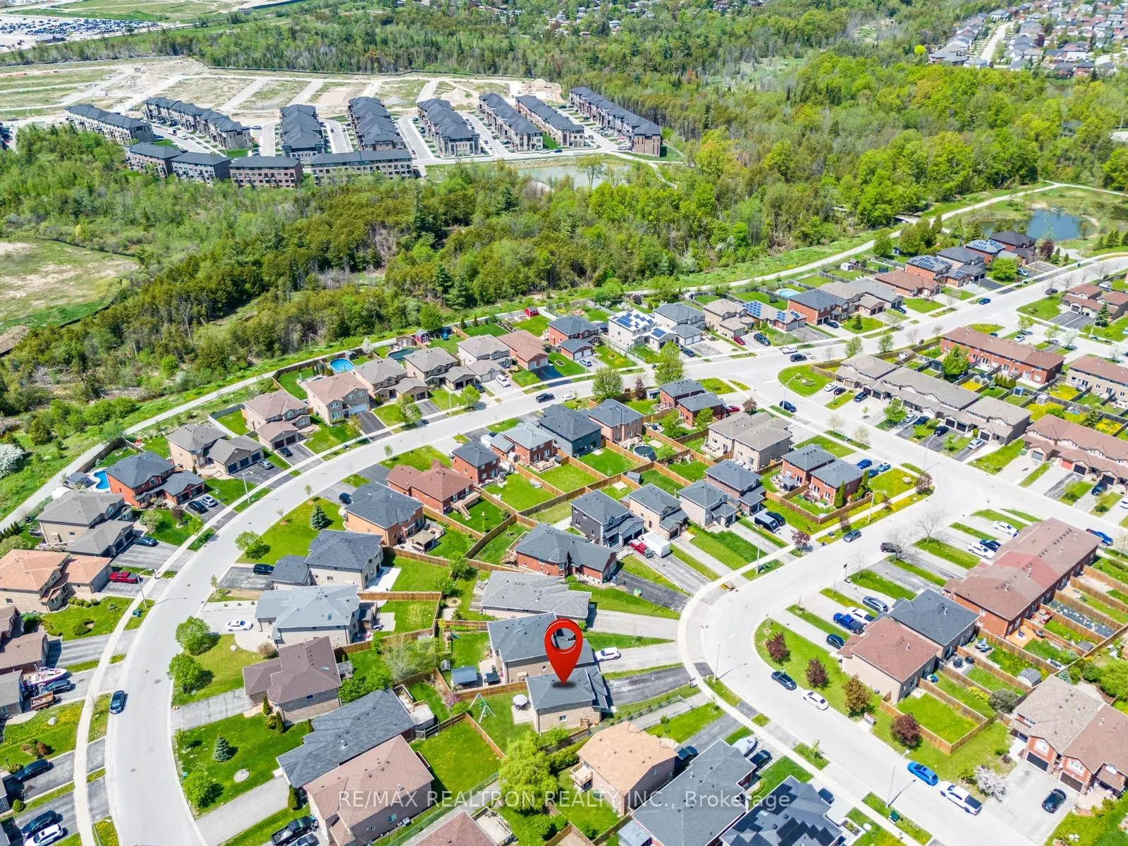 Photo 19 of 20 Majesty Boulevard, Barrie, Innis-Shore — HOMEH