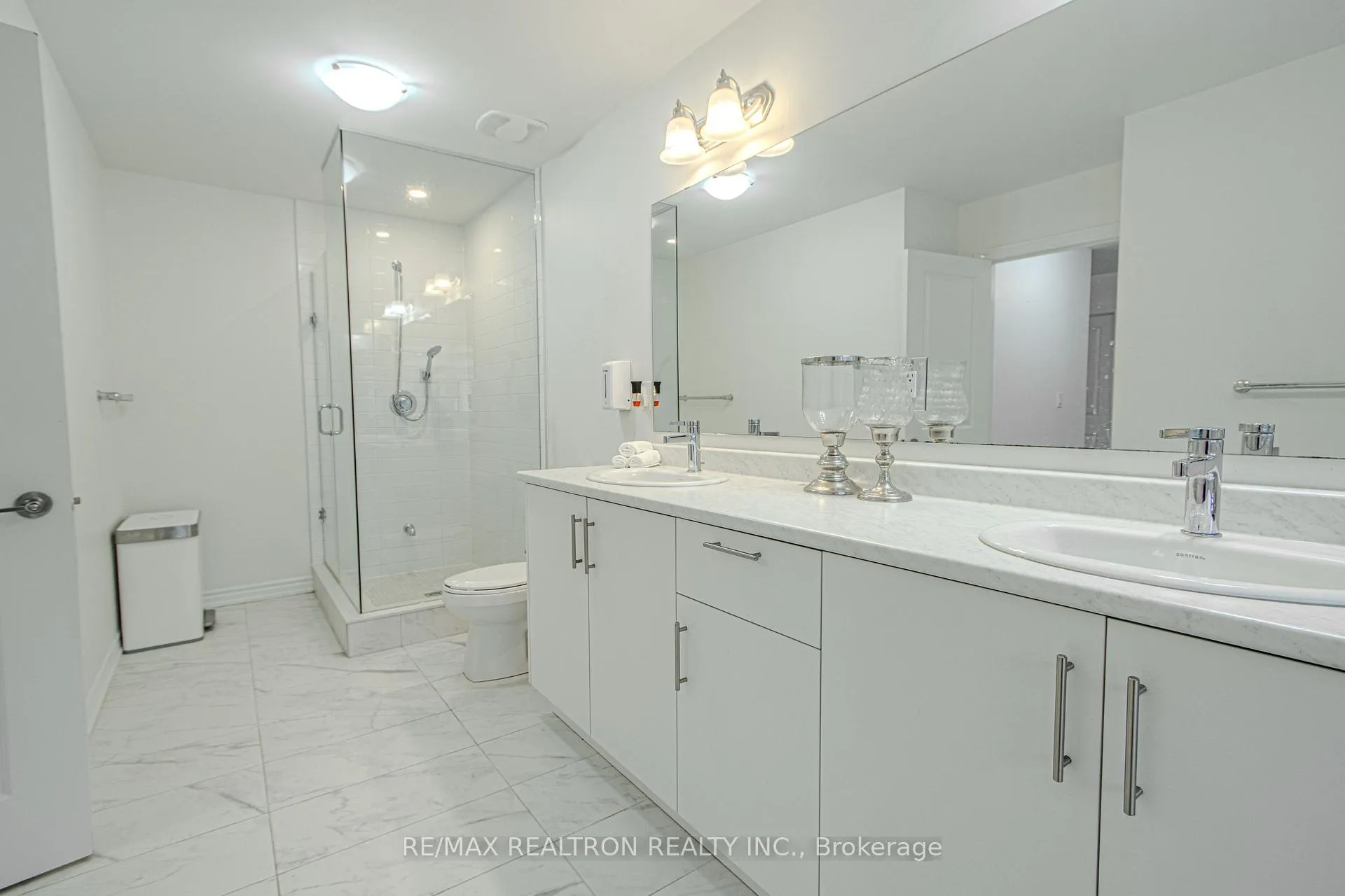 Photo 27 of 59 Gemini Drive, Barrie, Rural Barrie Southeast — HOMEH