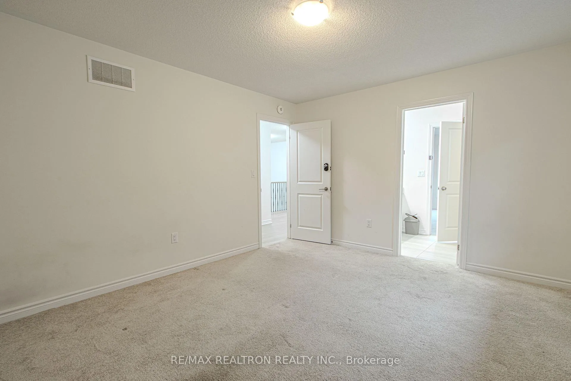 Photo 40 of 59 Gemini Drive, Barrie, Rural Barrie Southeast — HOMEH