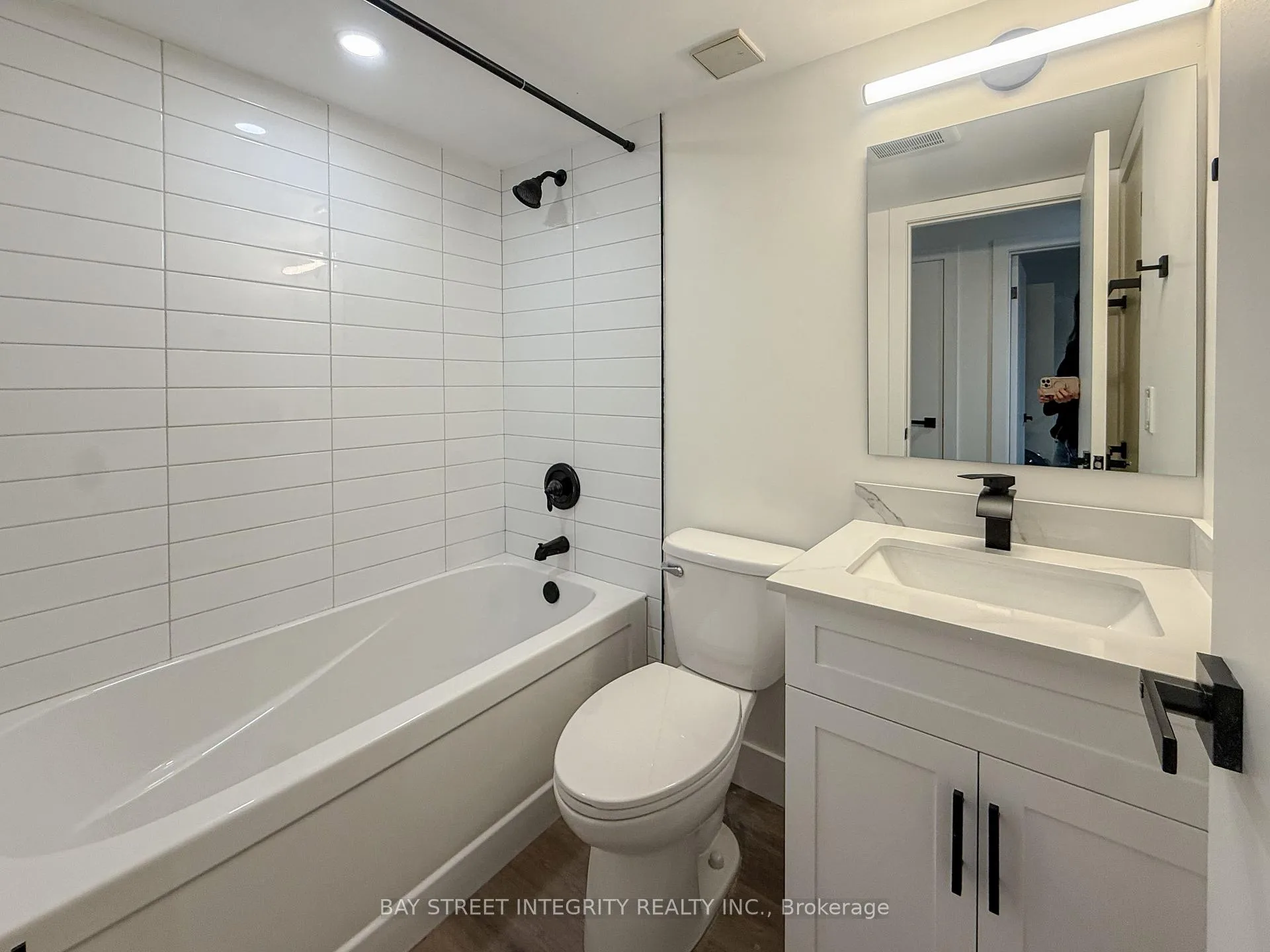 Photo 3 of Unit Unit 2, 678 Queen Street E, Toronto, South Riverdale — HOMEH