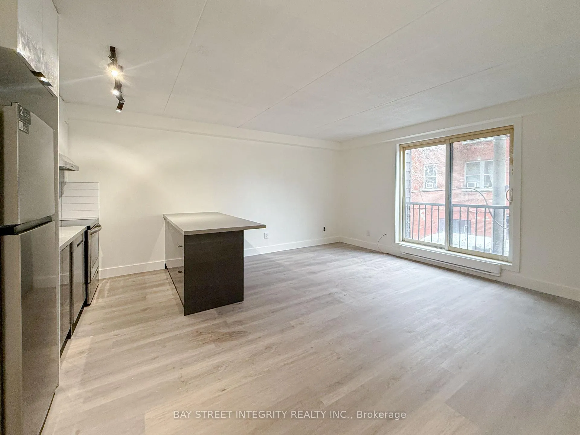 Photo 6 of Unit Unit 2, 678 Queen Street E, Toronto, South Riverdale — HOMEH