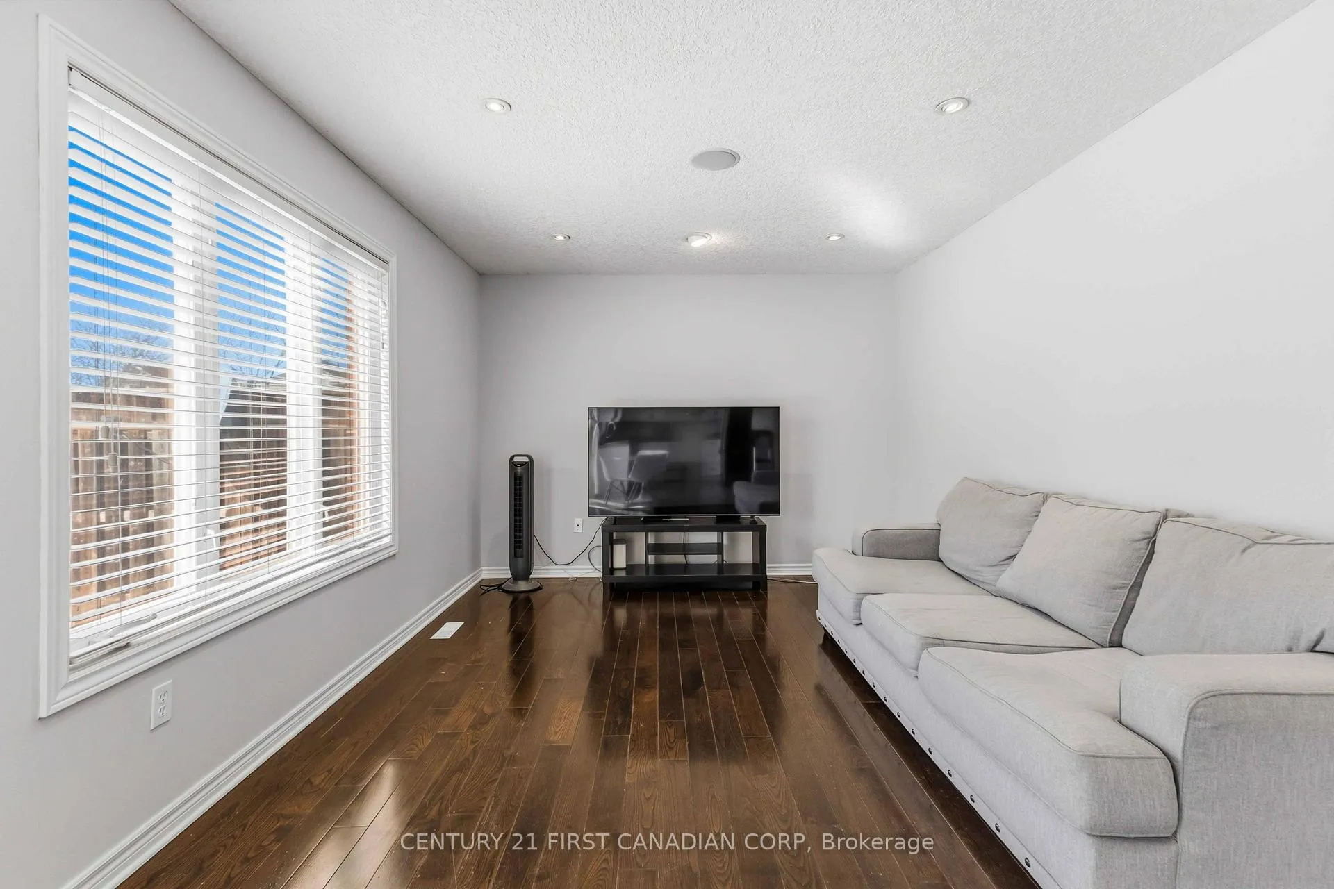 Photo 14 of 1678 Blackmaple Crescent, London, East A — HOMEH