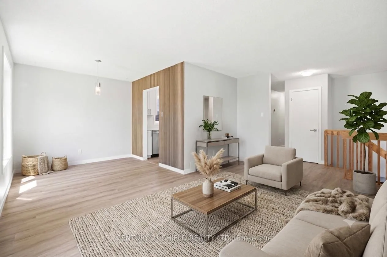 Photo 19 of 736 Champlain Drive, Cornwall, Cornwall — HOMEH