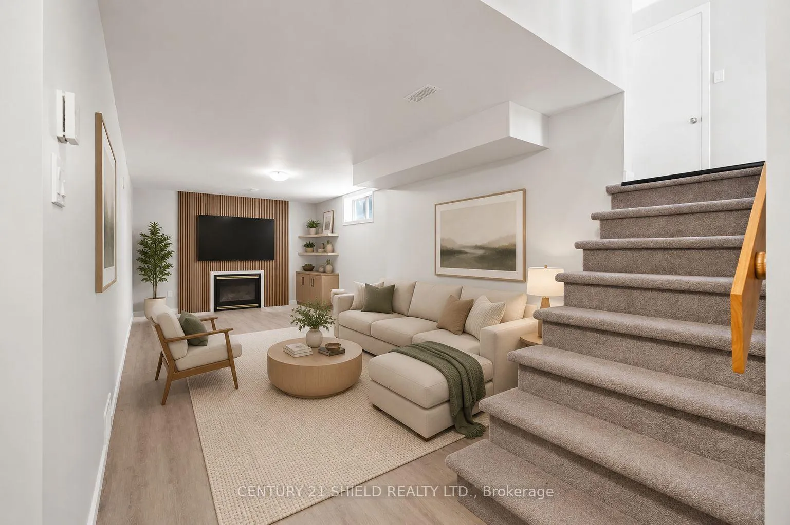 Photo 34 of 736 Champlain Drive, Cornwall, Cornwall — HOMEH
