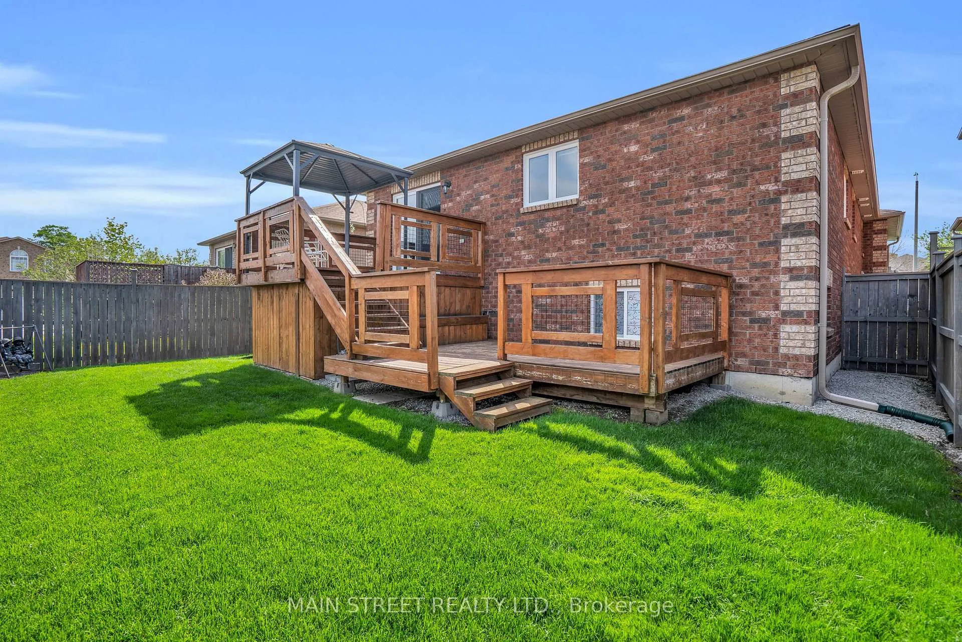 Photo 28 of 80 Shalom Way, Barrie, Painswick South — HOMEH