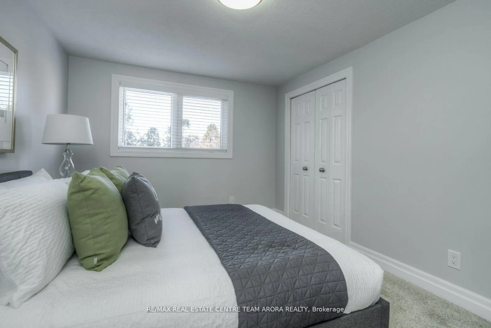 Photo 16 of 578 Parkview Crescent, Cambridge — HOMEH