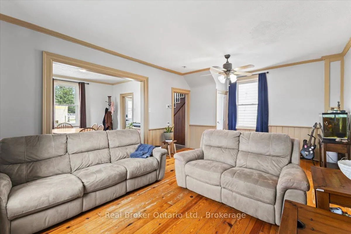 Photo 8 of 115 Durham Street W, Brockton — HOMEH
