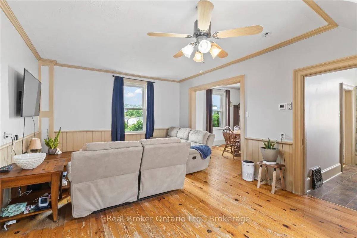 Photo 9 of 115 Durham Street W, Brockton — HOMEH