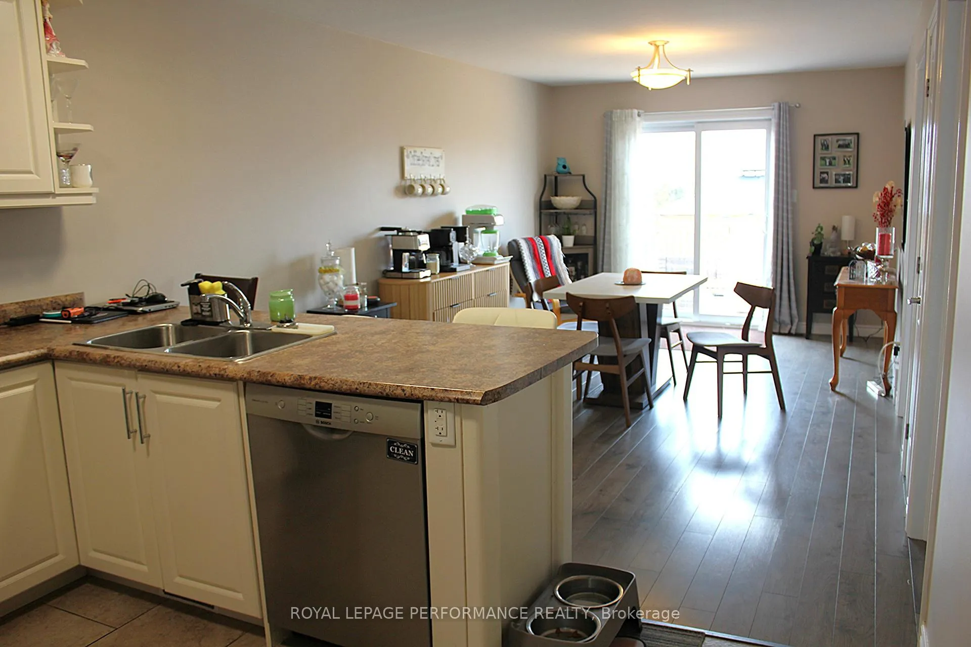 Photo 9 of 290 Glen Nora Drive, Cornwall, Cornwall — HOMEH