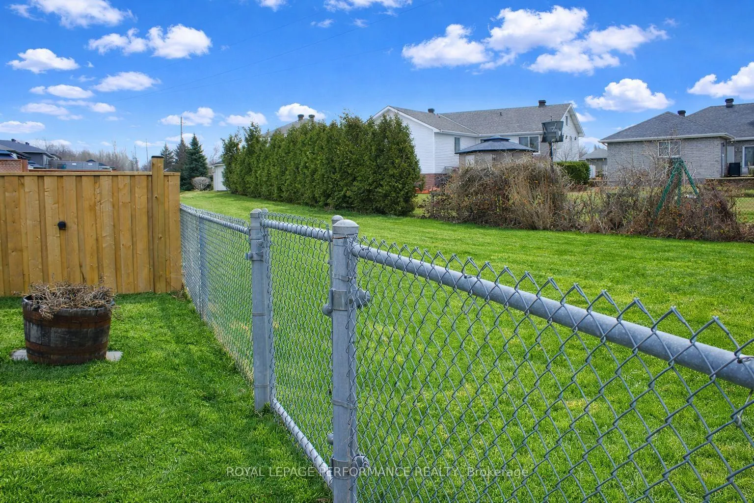 Photo 37 of 290 Glen Nora Drive, Cornwall, Cornwall — HOMEH