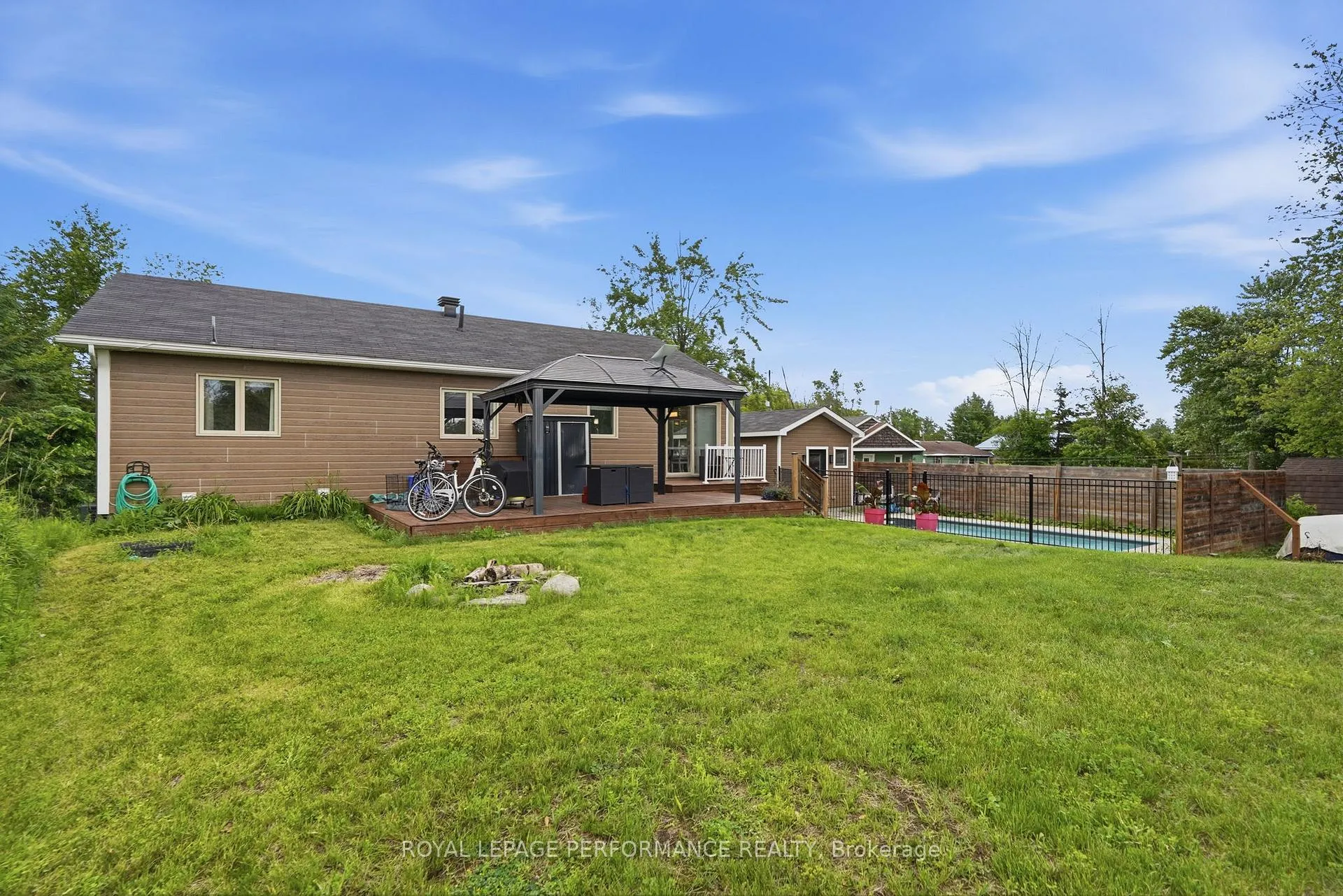 Photo 29 of 2383 Bay Road, Champlain, Champlain Twp — HOMEH