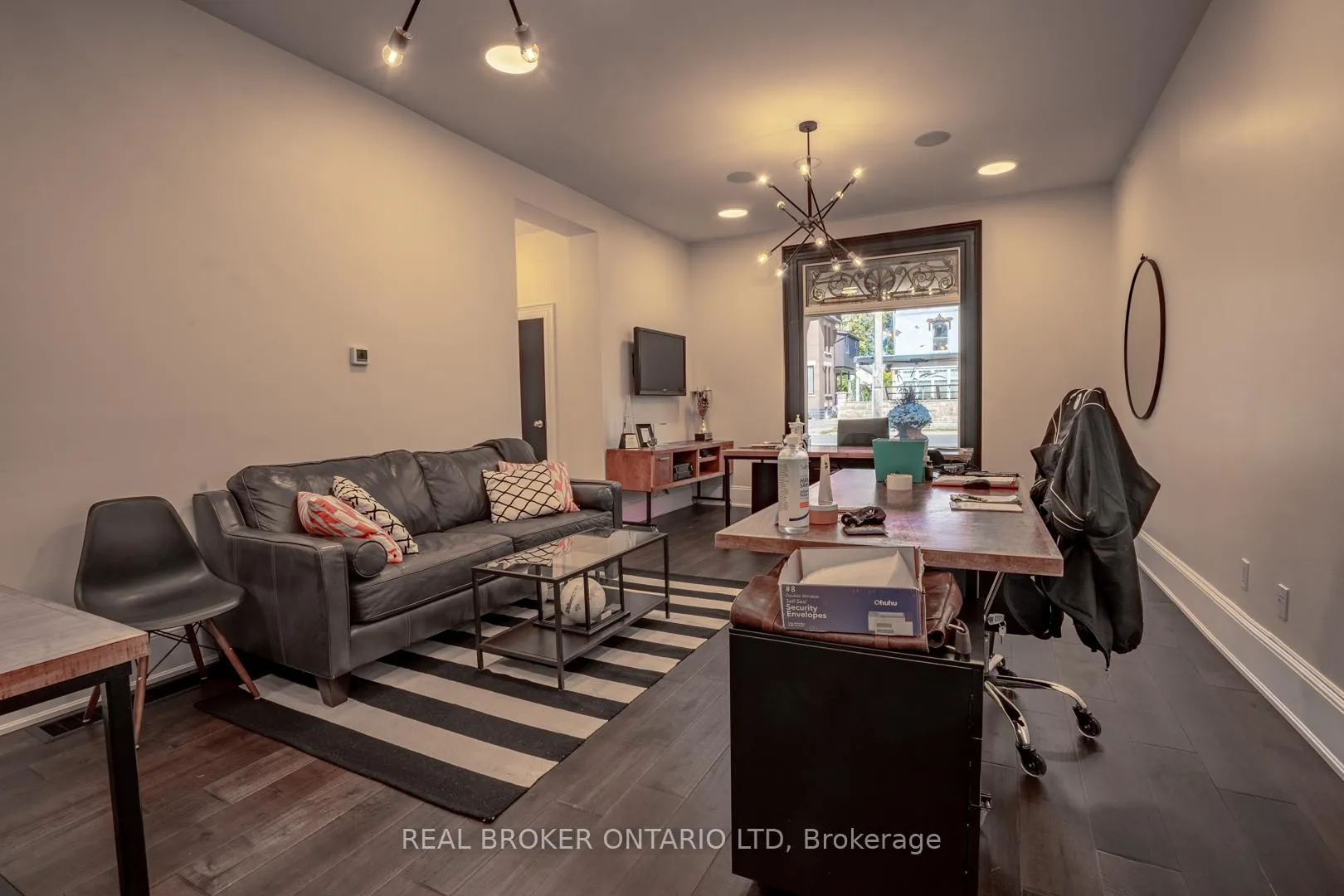 Photo 7 of 463 King Street, London, East K — HOMEH