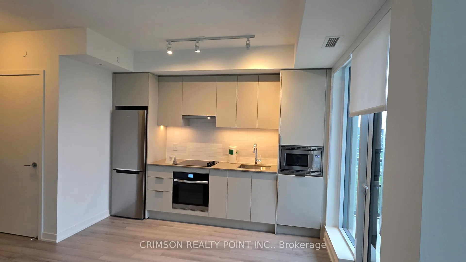 Front of Unit B1509, 3071 Trafalgar Road
