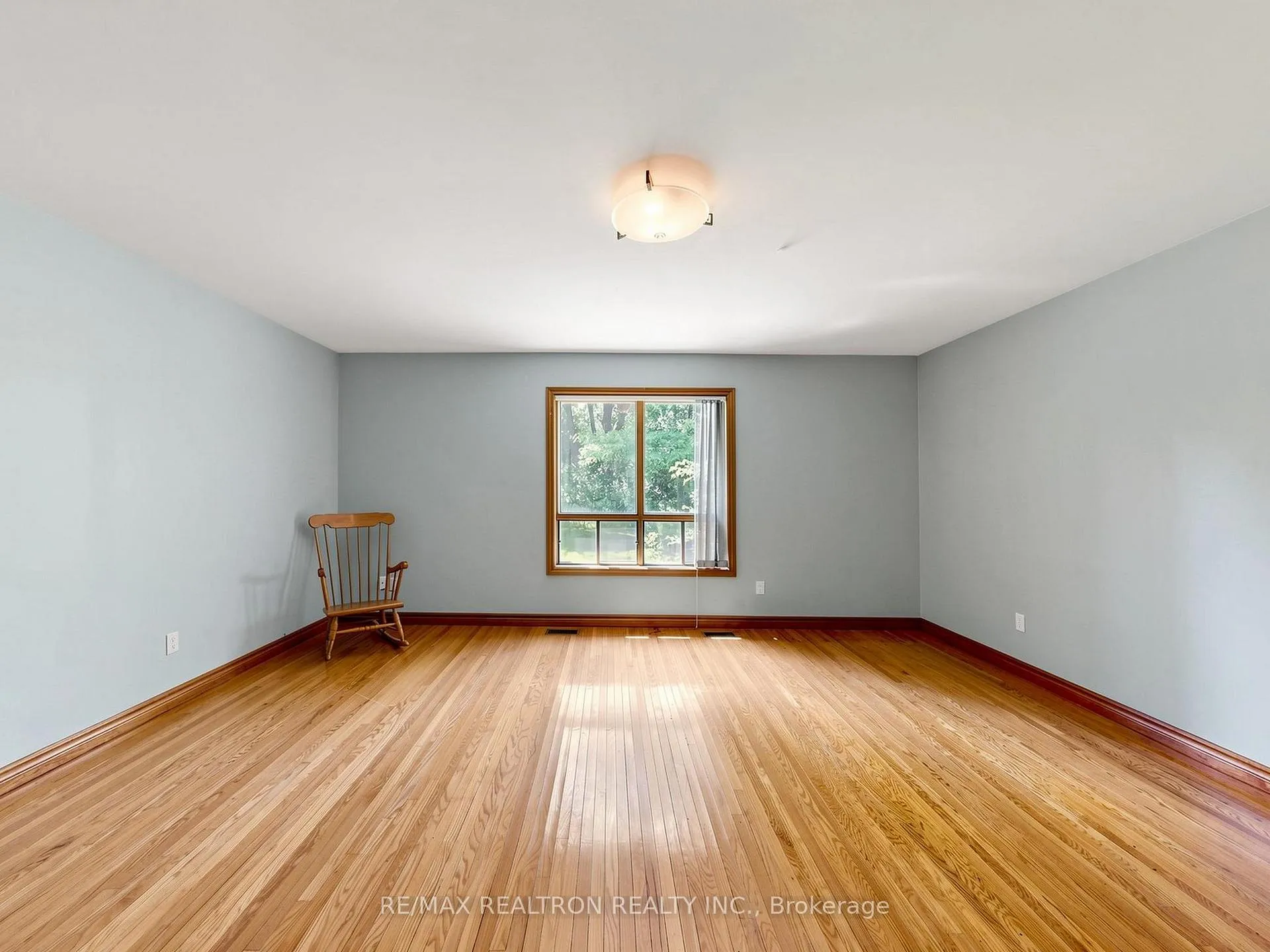 Photo 5 of 179 Douglas Road, Richmond Hill, Oak Ridges Lake Wilcox — HOMEH
