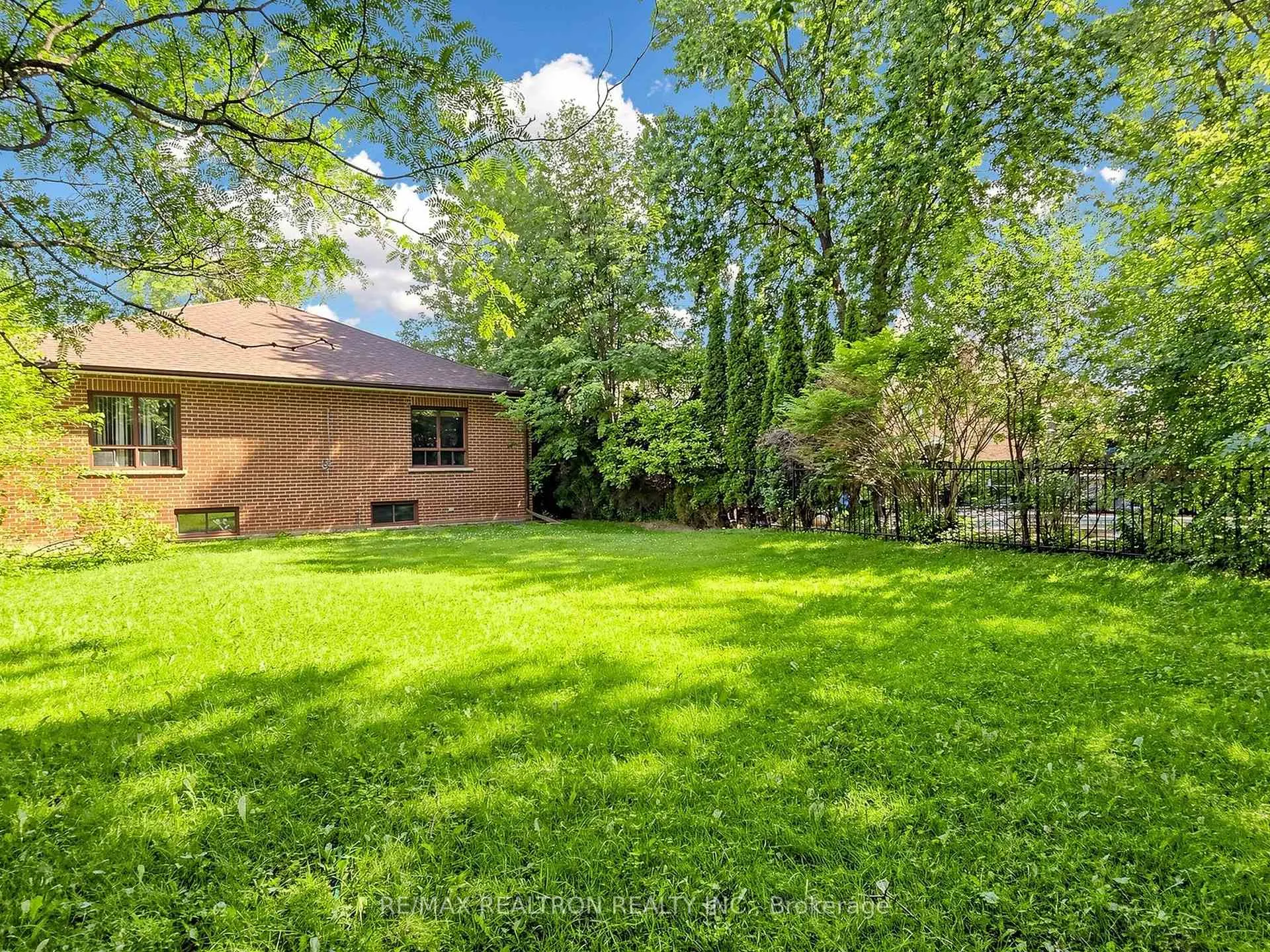 Photo 25 of 179 Douglas Road, Richmond Hill, Oak Ridges Lake Wilcox — HOMEH