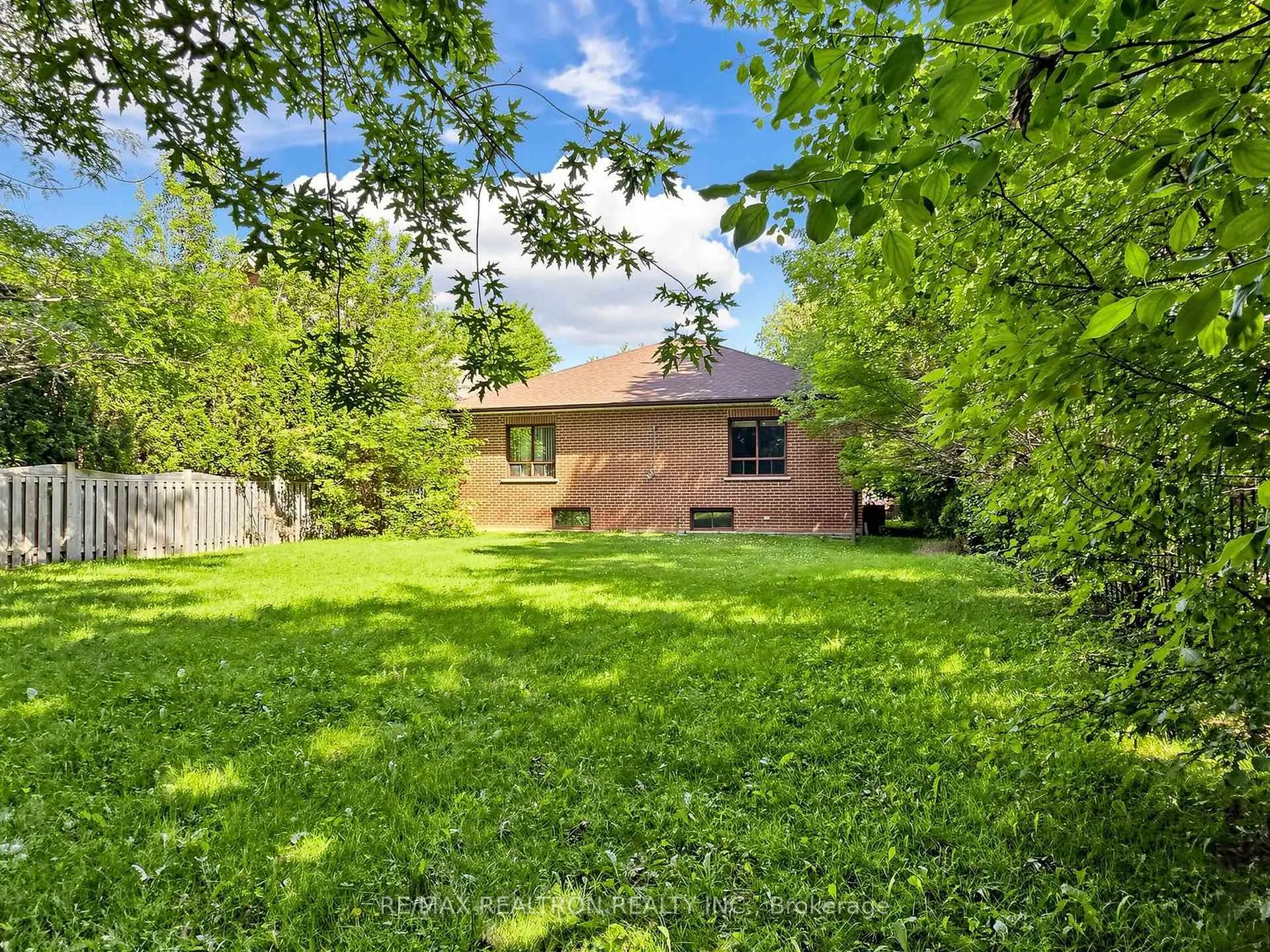 Photo 29 of 179 Douglas Road, Richmond Hill, Oak Ridges Lake Wilcox — HOMEH
