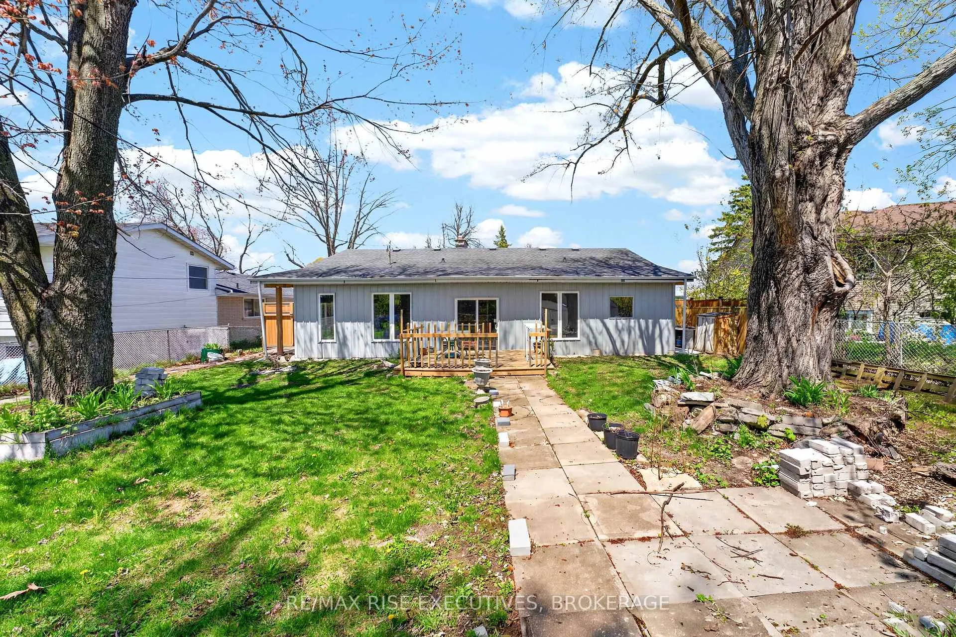 Photo 29 of 1071 Hudson Drive, Kingston, South of Taylor-Kidd Blvd — HOMEH