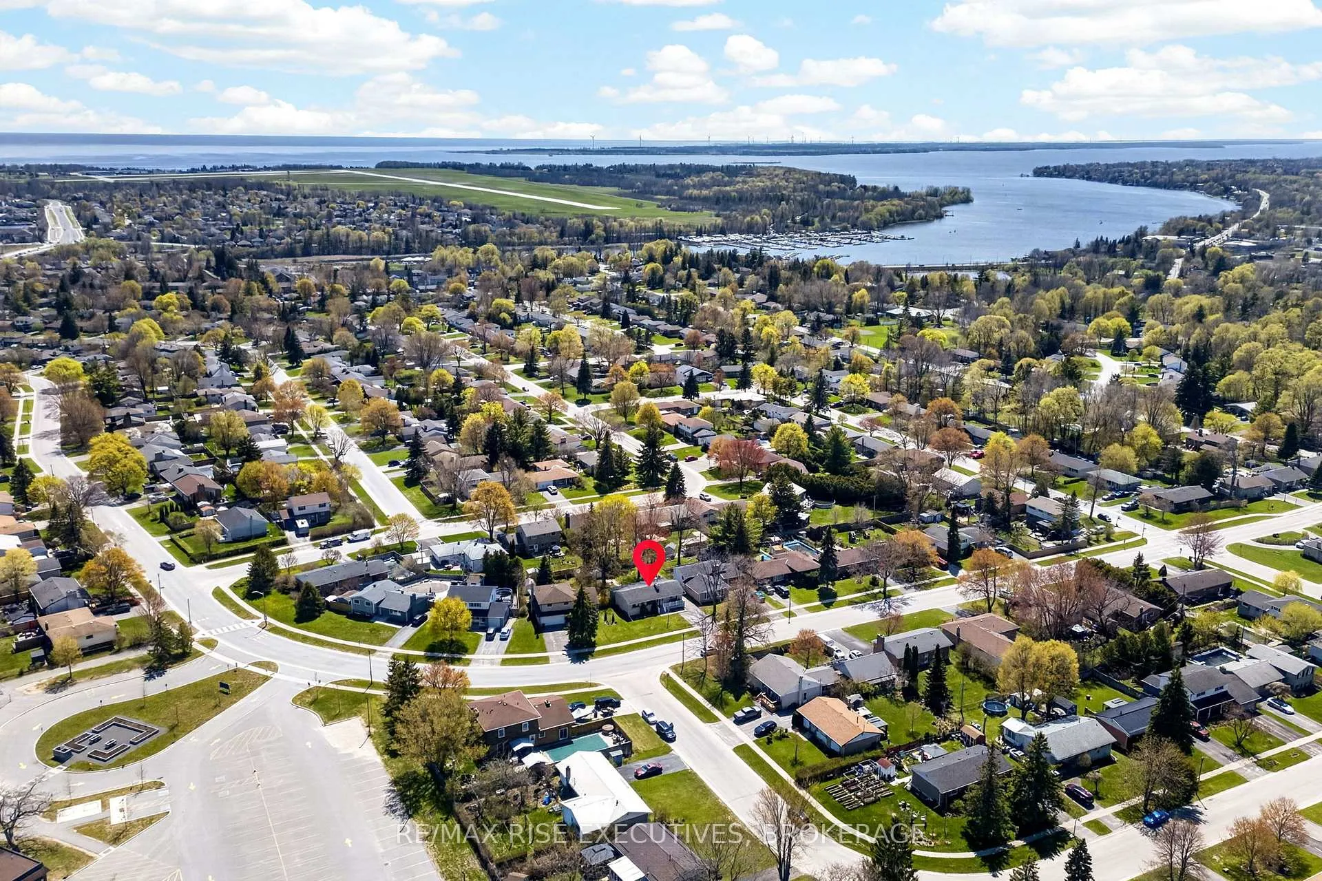 Photo 32 of 1071 Hudson Drive, Kingston, South of Taylor-Kidd Blvd — HOMEH