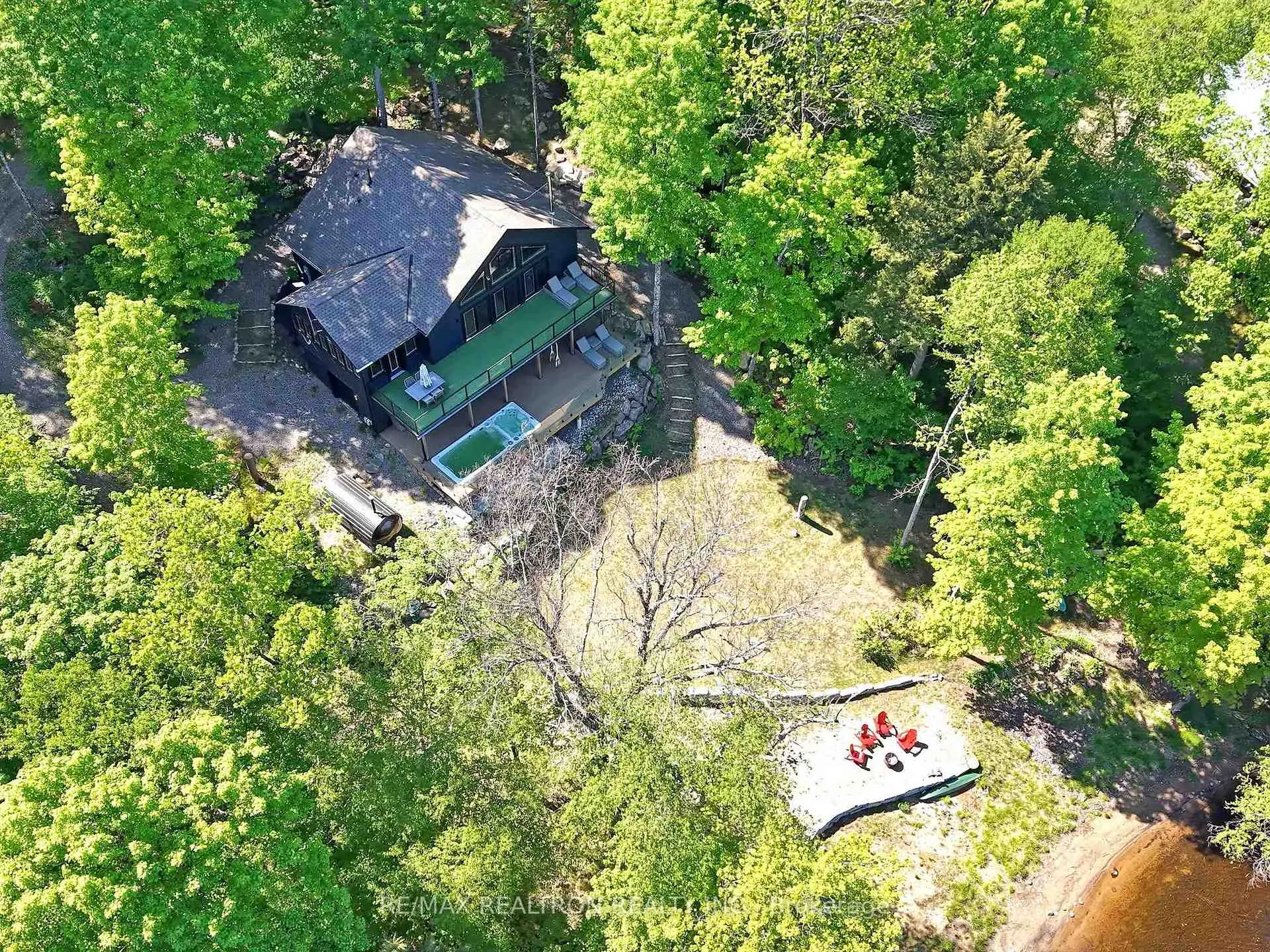 Photo 6 of 1575 Rugged Lane, Minden Hills, Hindon — HOMEH