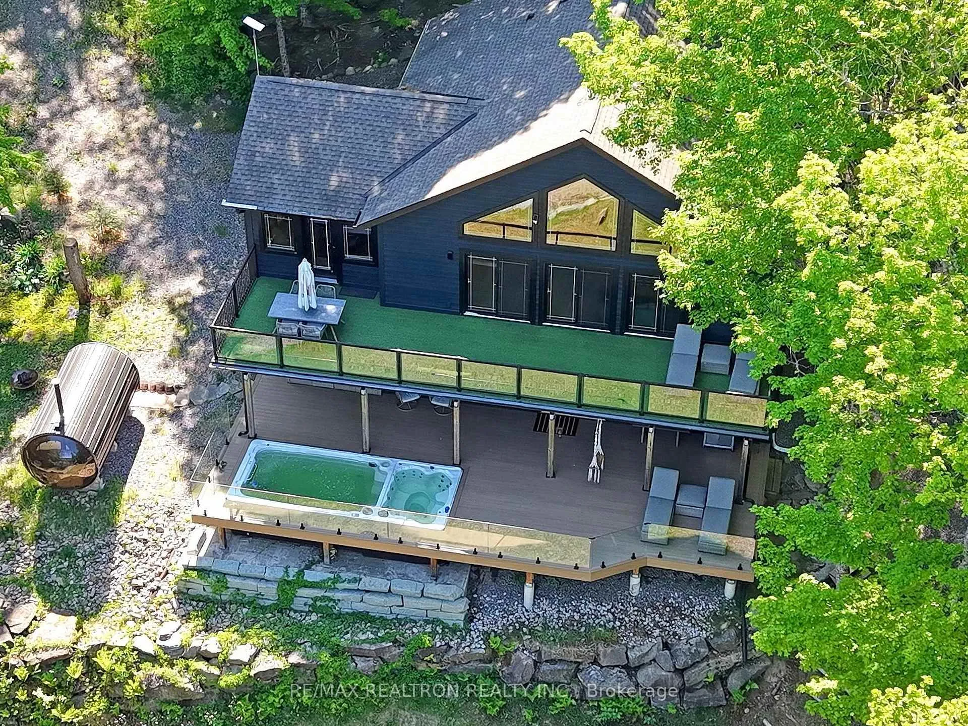 Photo 7 of 1575 Rugged Lane, Minden Hills, Hindon — HOMEH