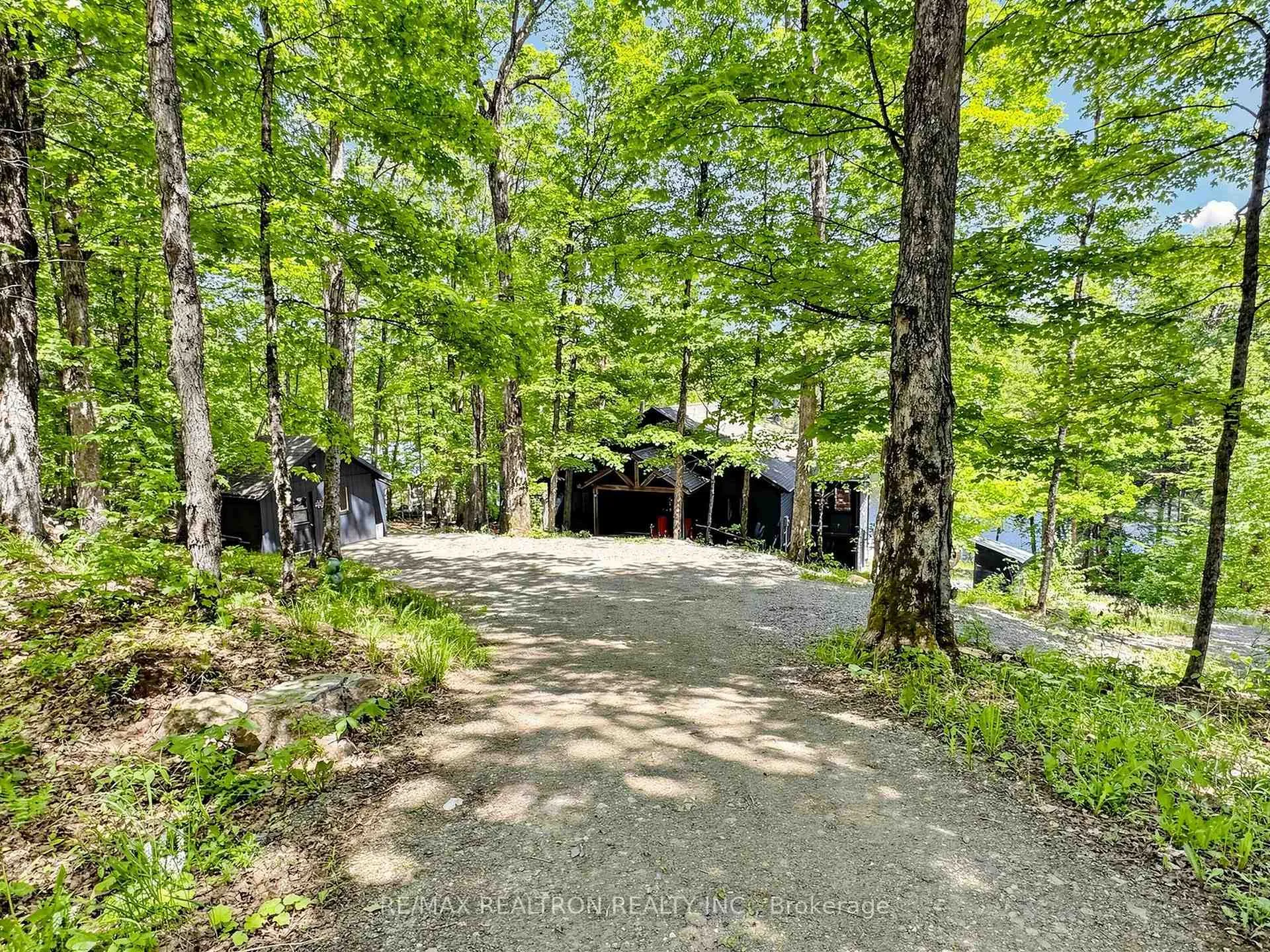 Photo 21 of 1575 Rugged Lane, Minden Hills, Hindon — HOMEH