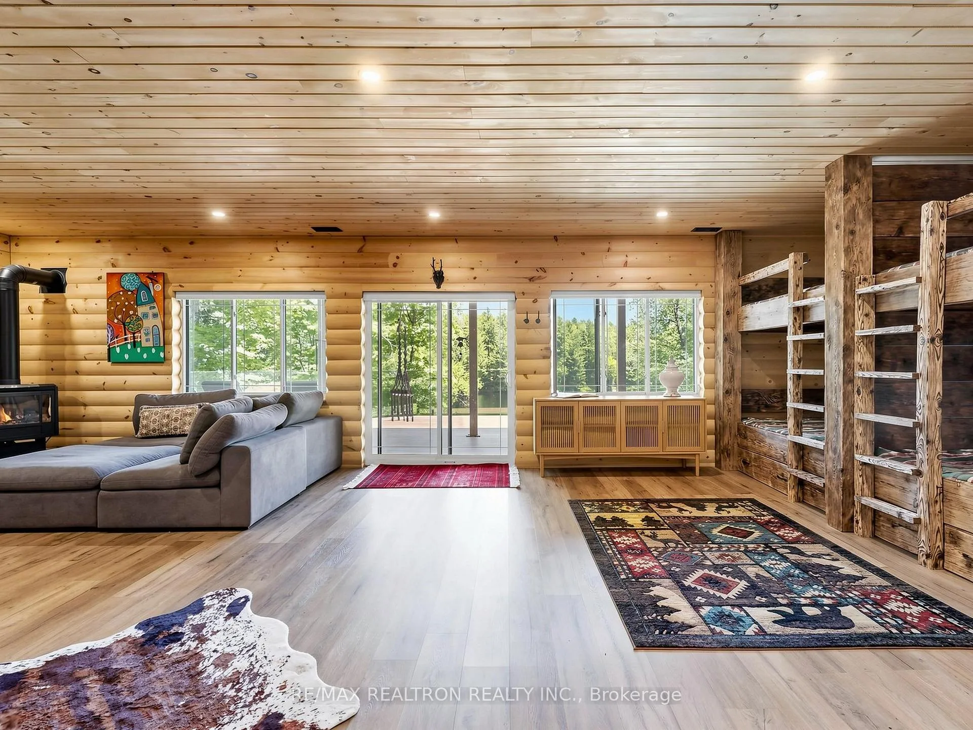 Photo 38 of 1575 Rugged Lane, Minden Hills, Hindon — HOMEH