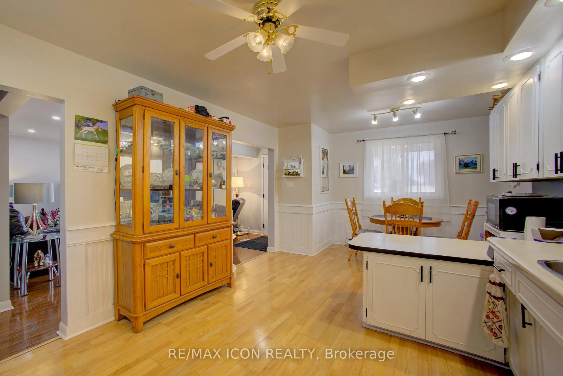 Photo 16 of 102 Byeland Drive, Wellington North, Mount Forest — HOMEH