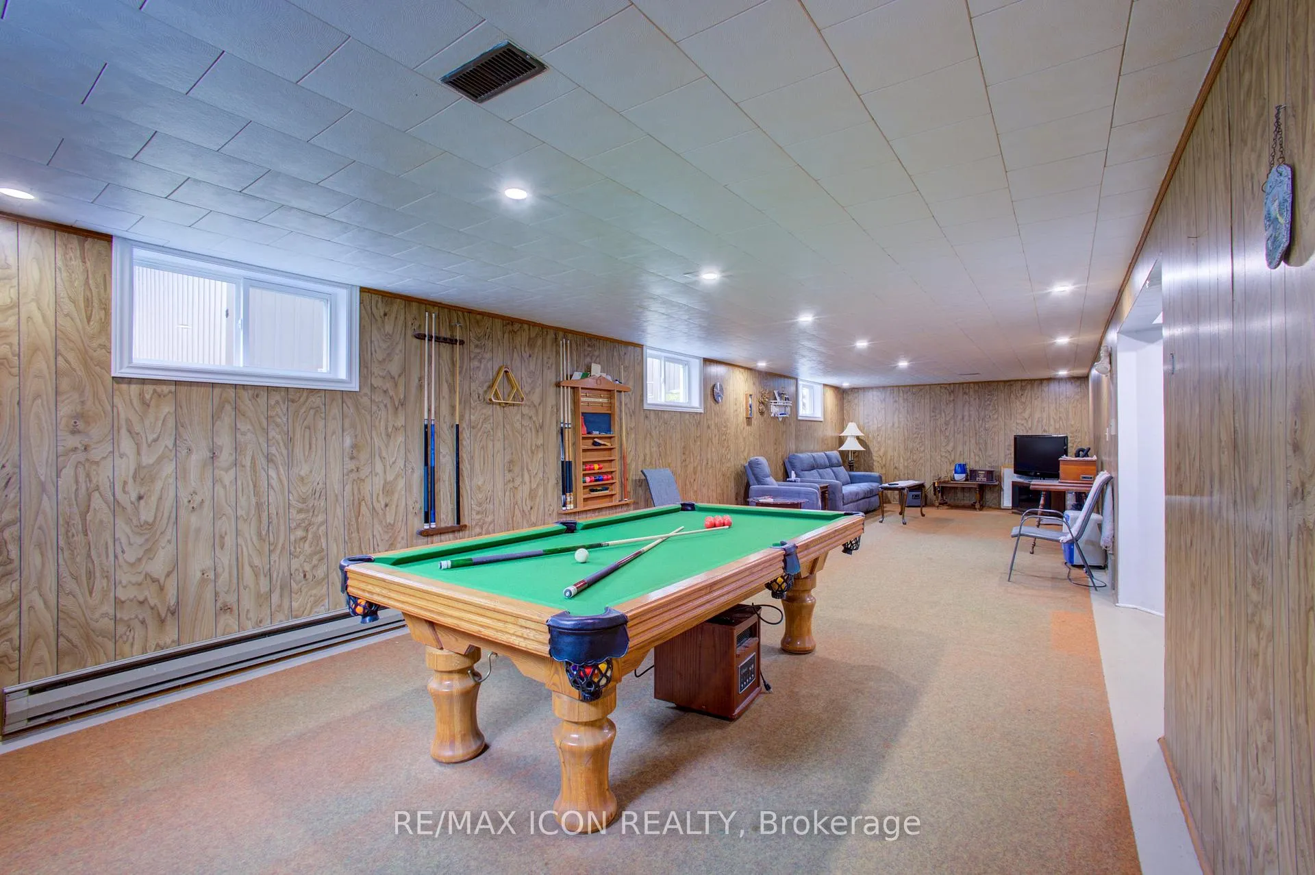 Photo 23 of 102 Byeland Drive, Wellington North, Mount Forest — HOMEH