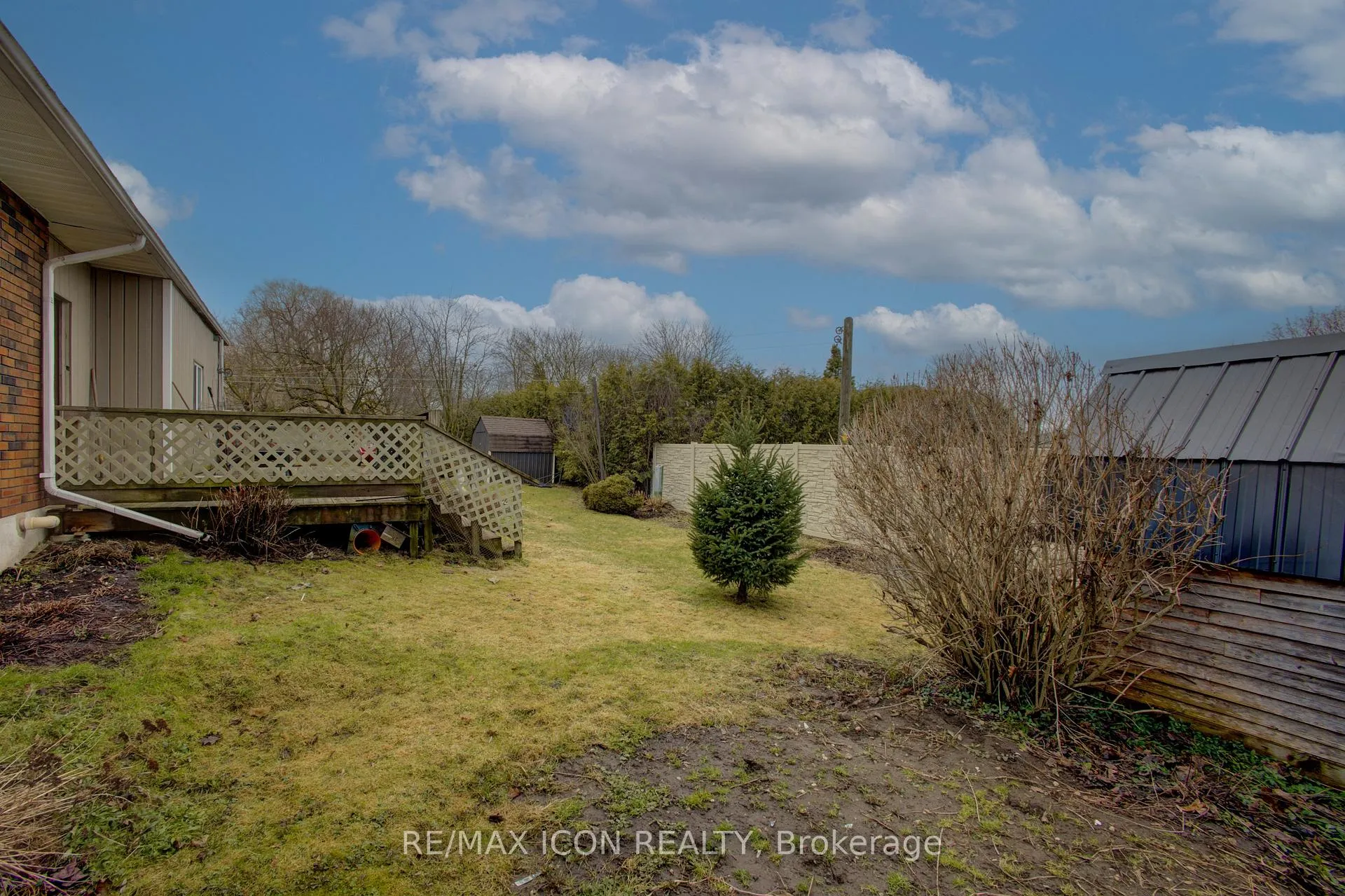 Photo 34 of 102 Byeland Drive, Wellington North, Mount Forest — HOMEH