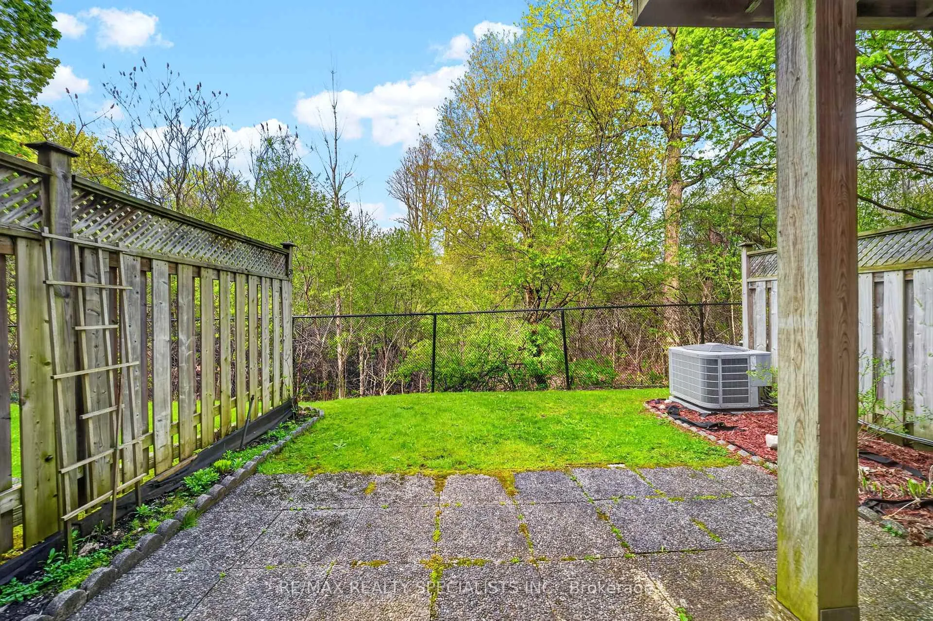 Photo 25 of 50 Lancewood Crescent, Brampton, Queen Street Corridor — HOMEH