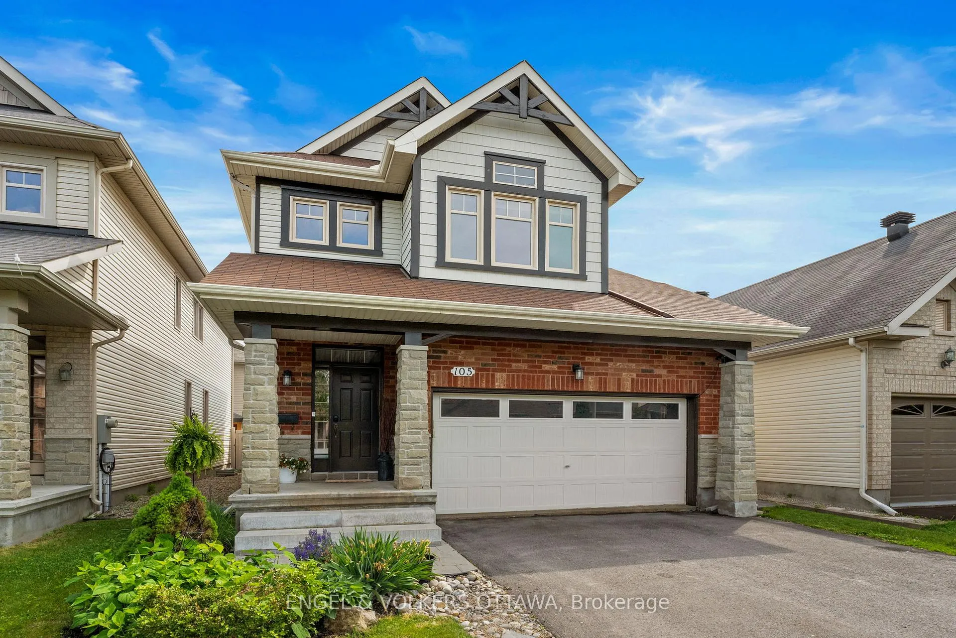 Front of 105 Coral Berry Avenue