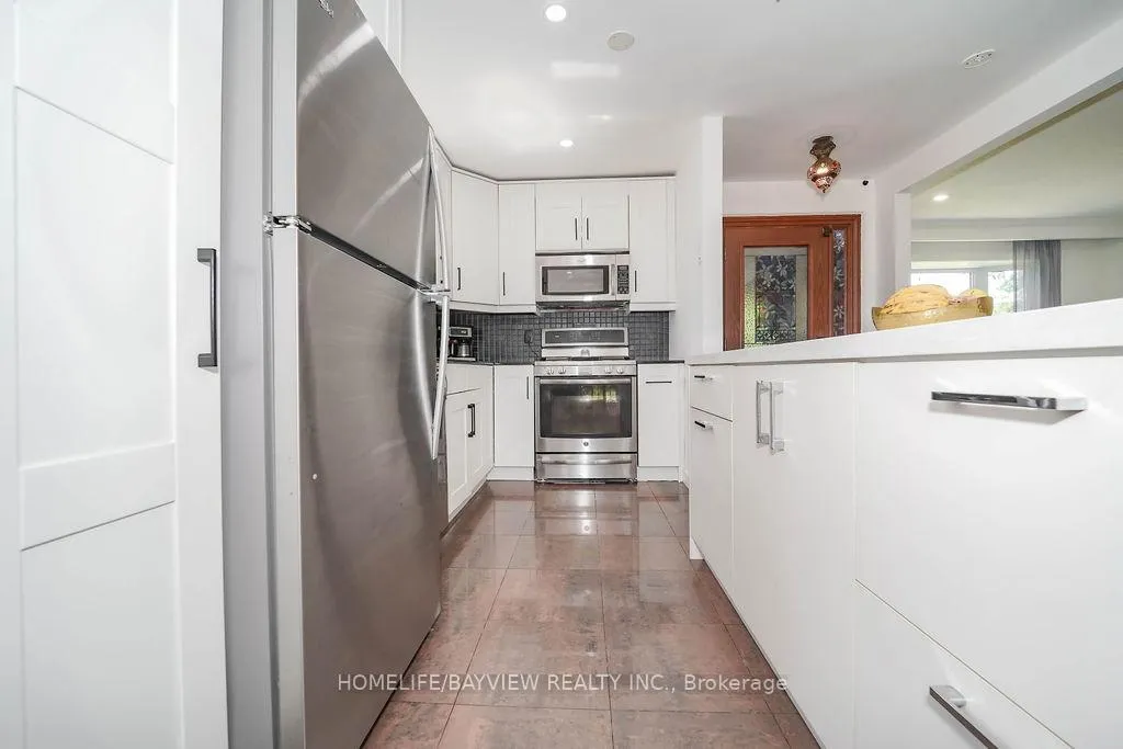 Photo 18 of 215 Weldrick Road W, Richmond Hill, North Richvale — HOMEH