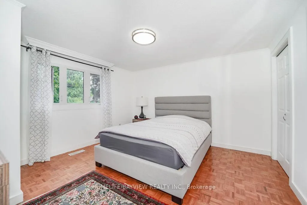 Photo 35 of 215 Weldrick Road W, Richmond Hill, North Richvale — HOMEH