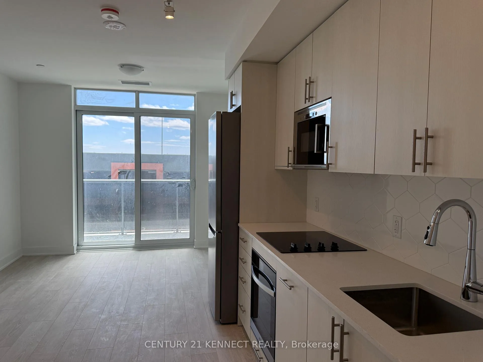 Photo 6 of Unit 339, 2545 Simcoe Street N, Oshawa, Windfields — HOMEH